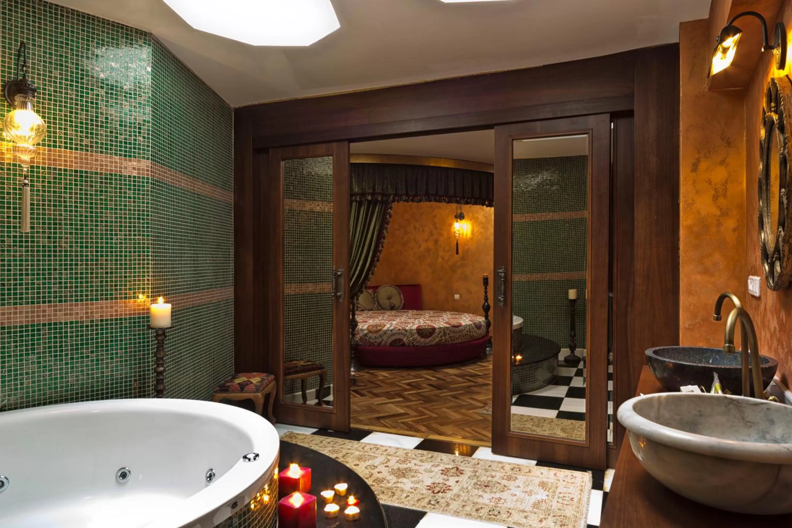 Bathroom, Bed in Sokullu Pasa Hotel - Special Class