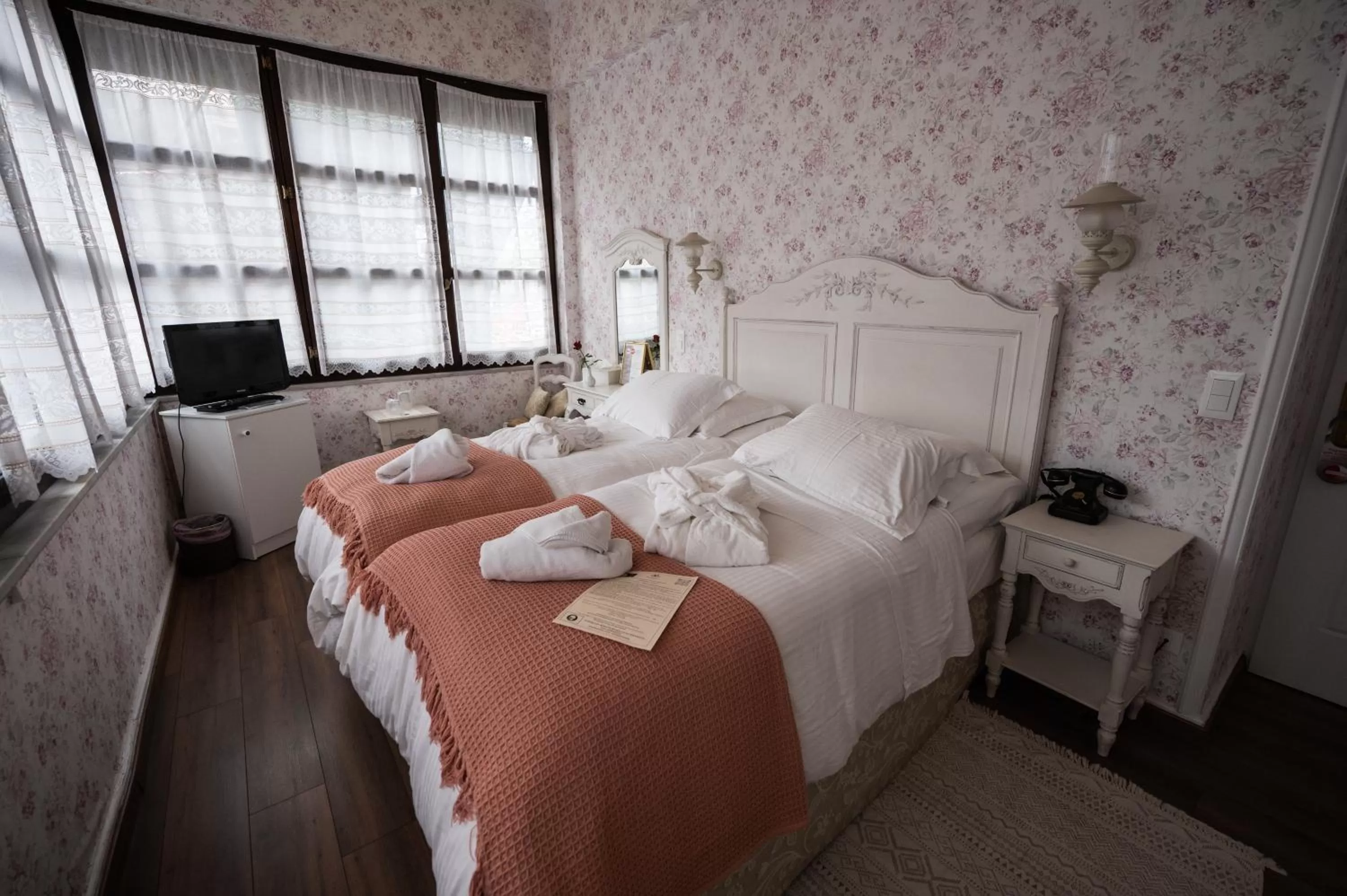 Bed in Boutique Hotel Anagennisis