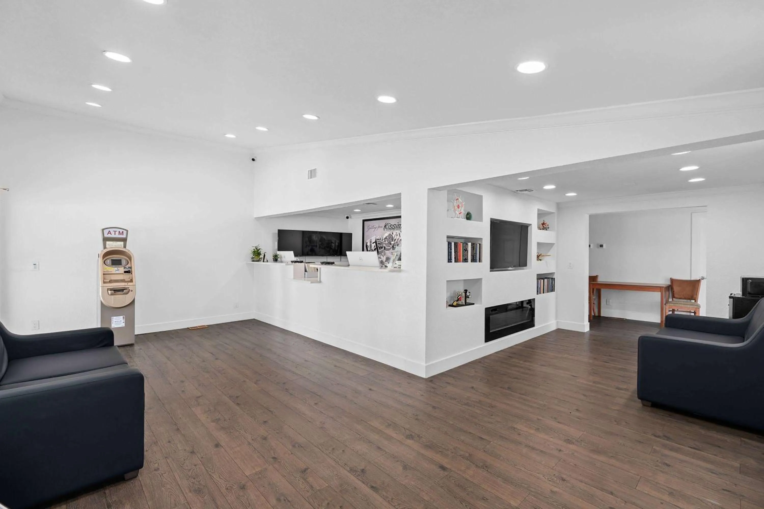 Lobby or reception in Super 8 by Wyndham Kissimmee-Orlando