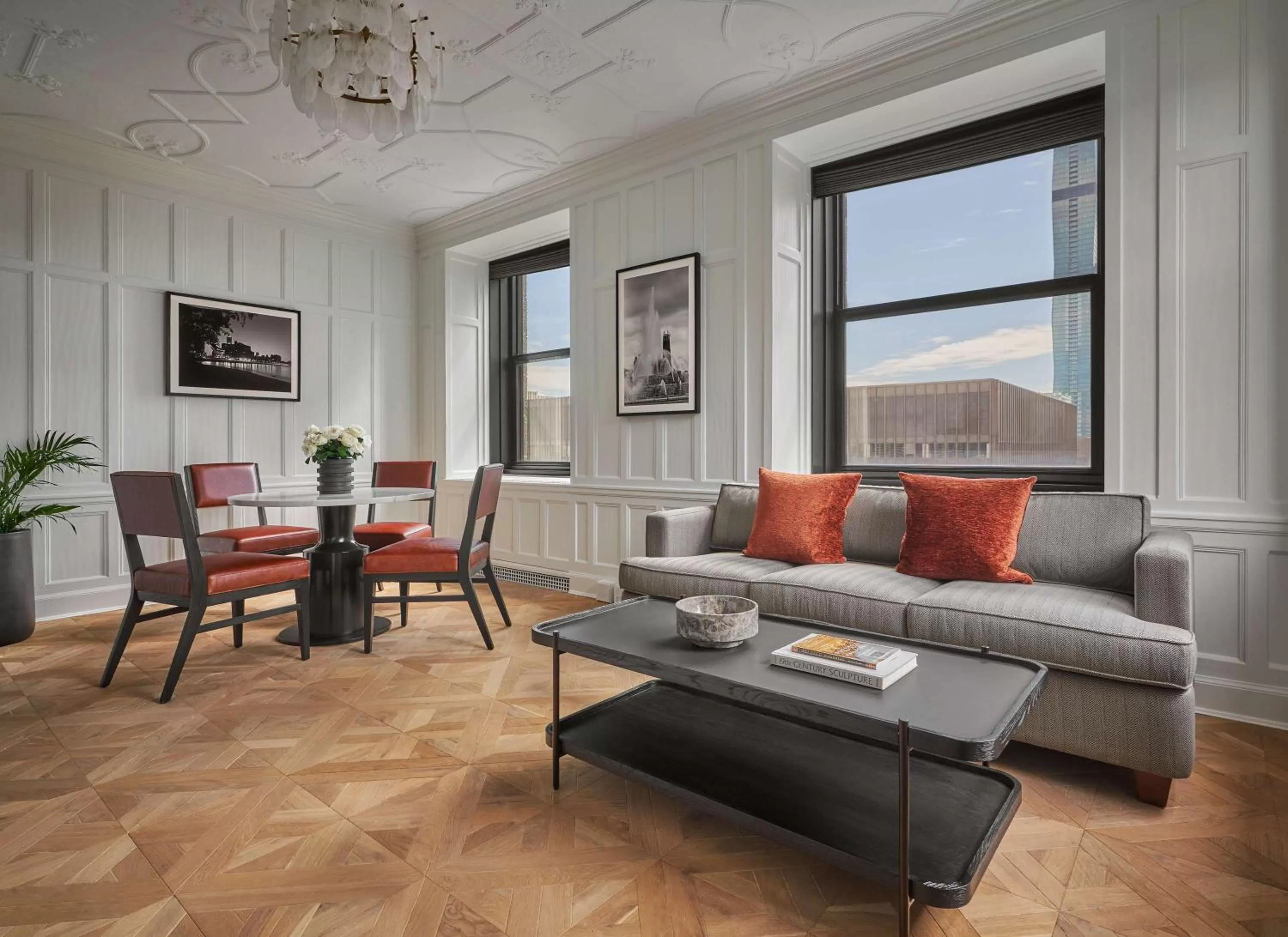 Photo of the whole room in Pendry Chicago