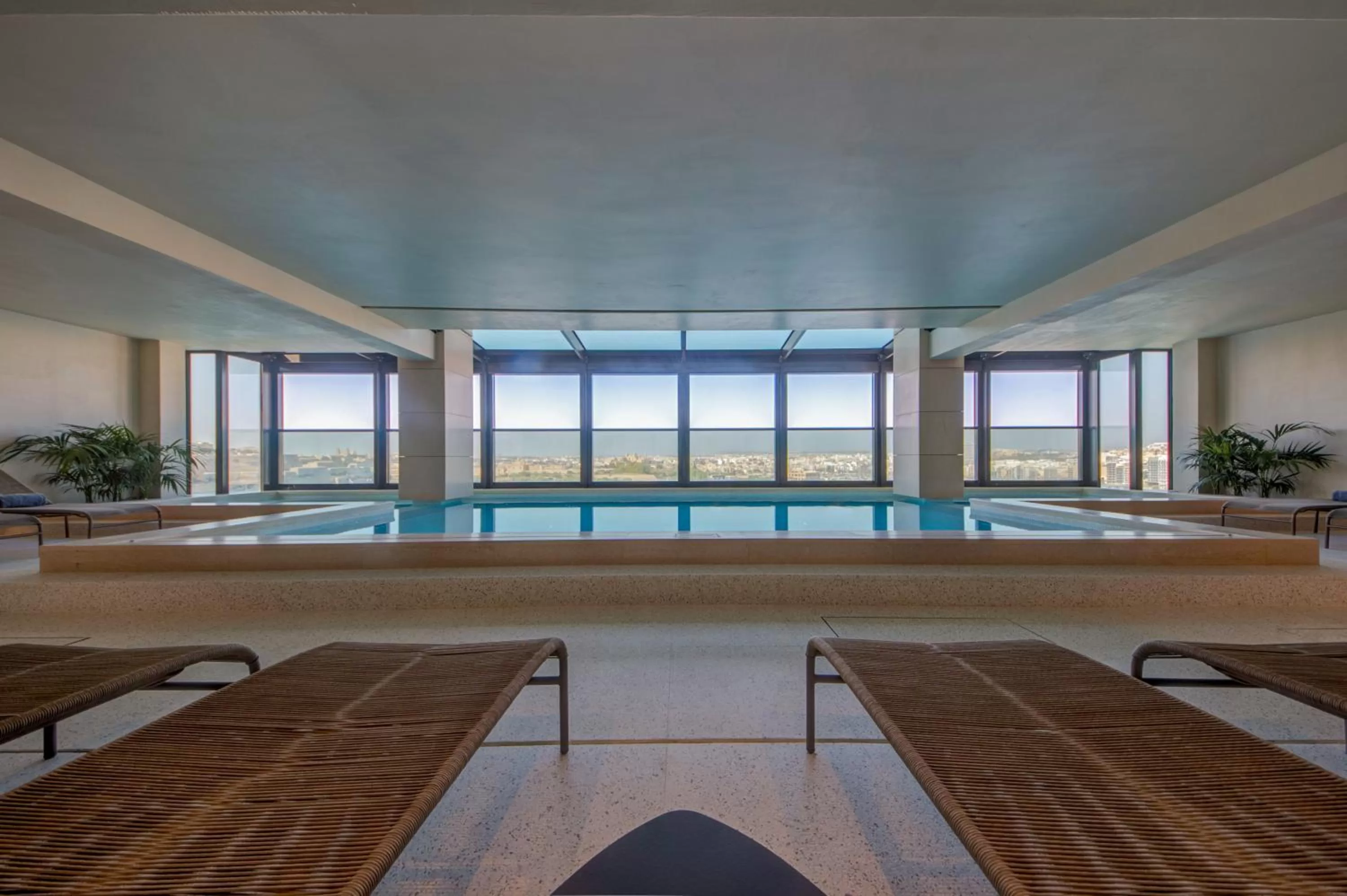 Swimming pool in Land's End, Boutique Hotel