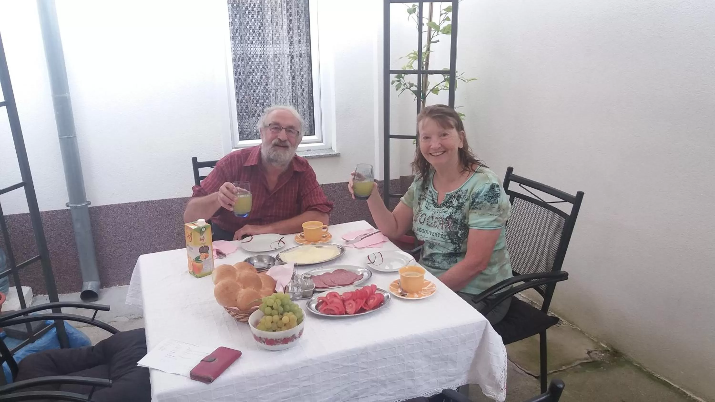 Breakfast in Guest House Nana