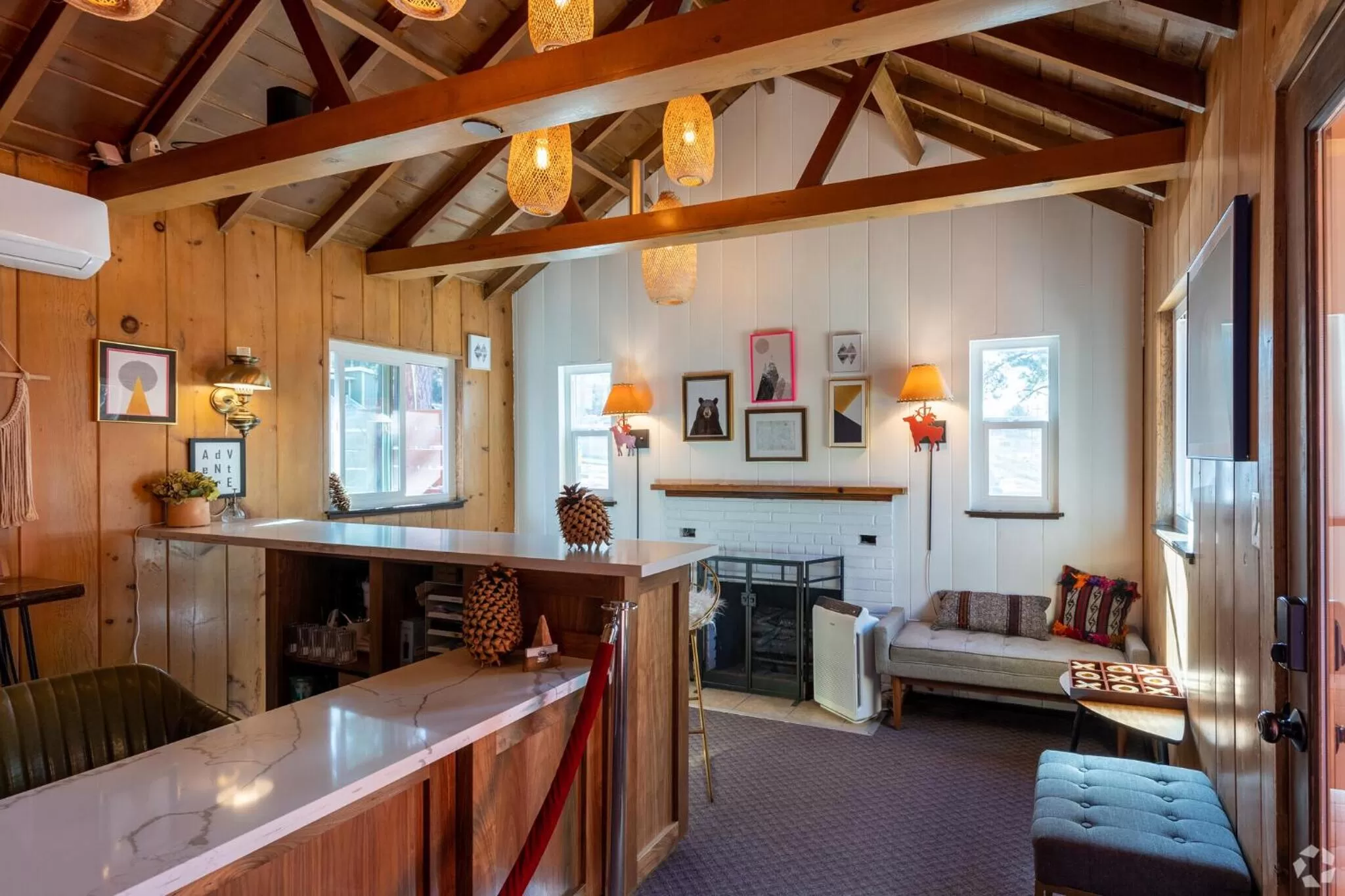 Lobby or reception in Grand Pine Cabins