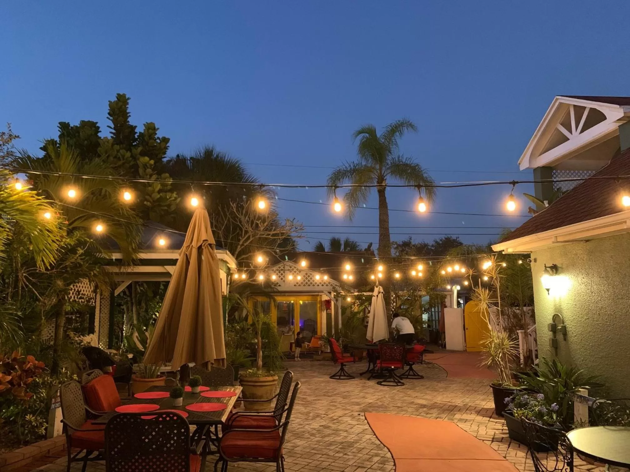 Property building in Sea Breeze Manor Inn