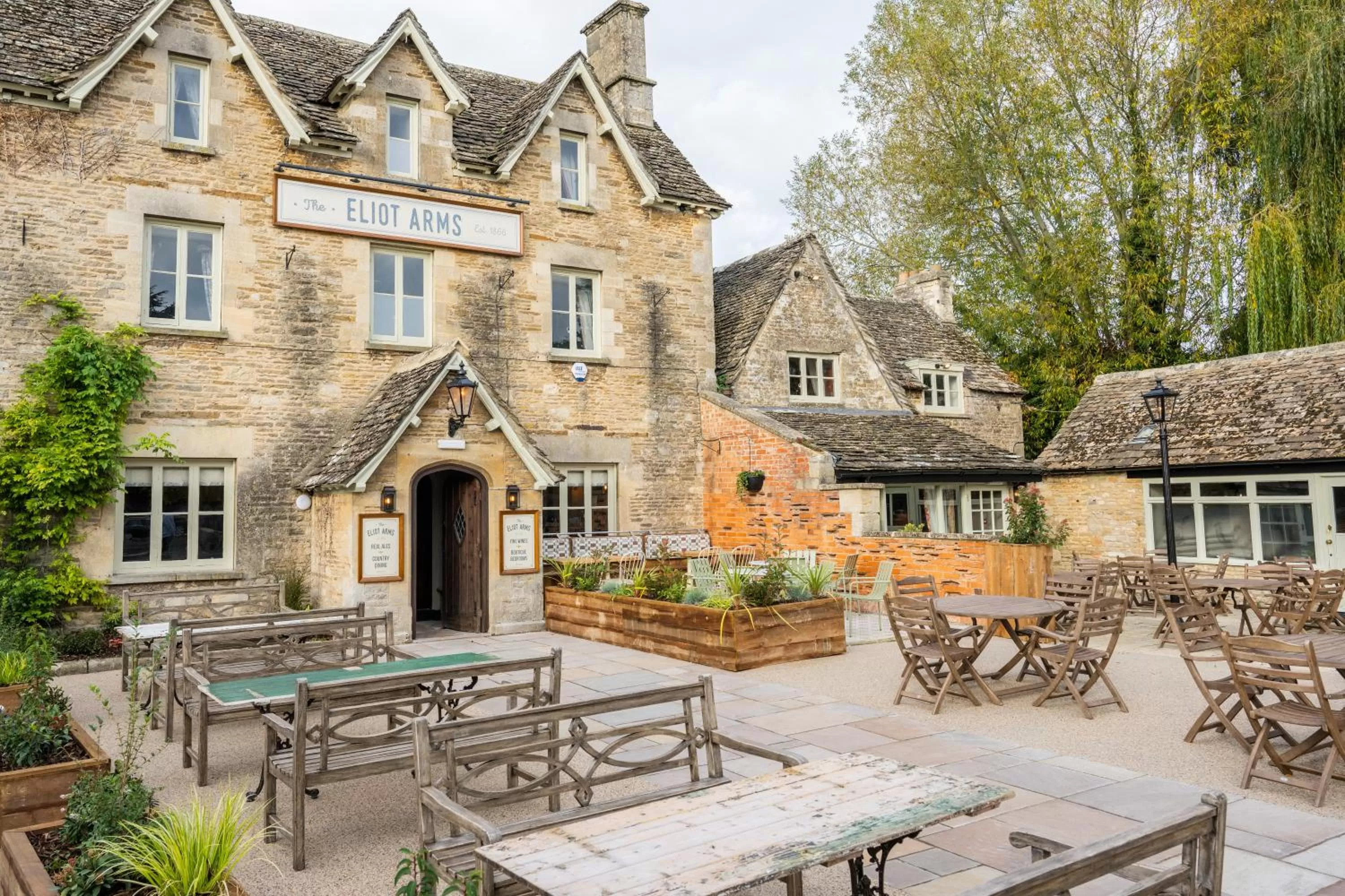 Property building in Eliot Arms