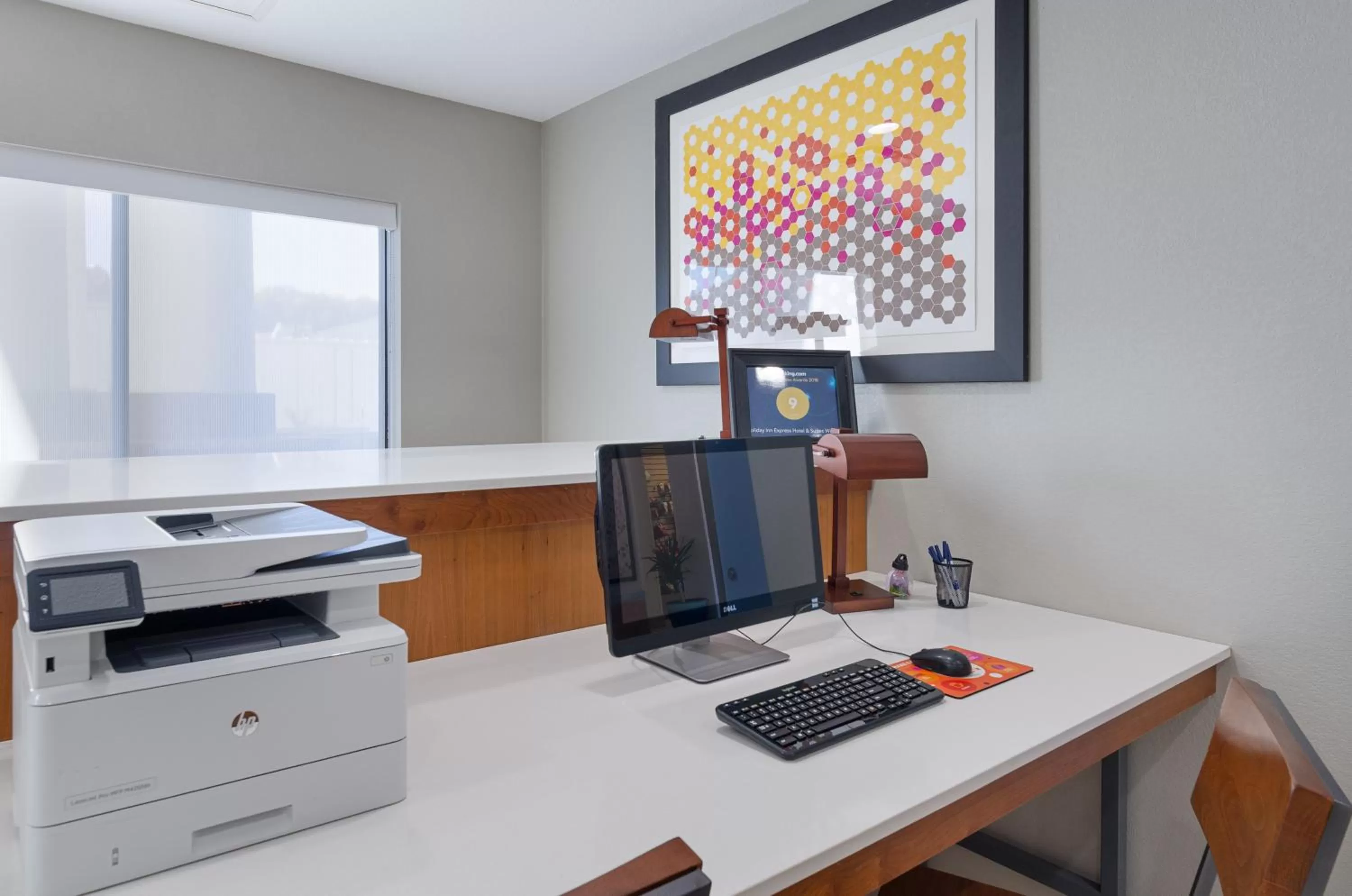 Business facilities in Holiday Inn Express Hotel & Suites Weston by IHG