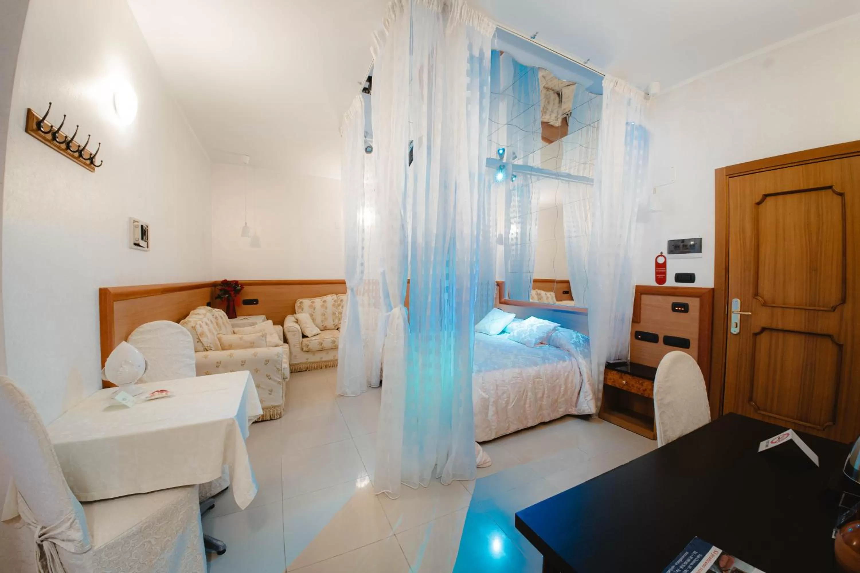 Bed in Accord Le Rose