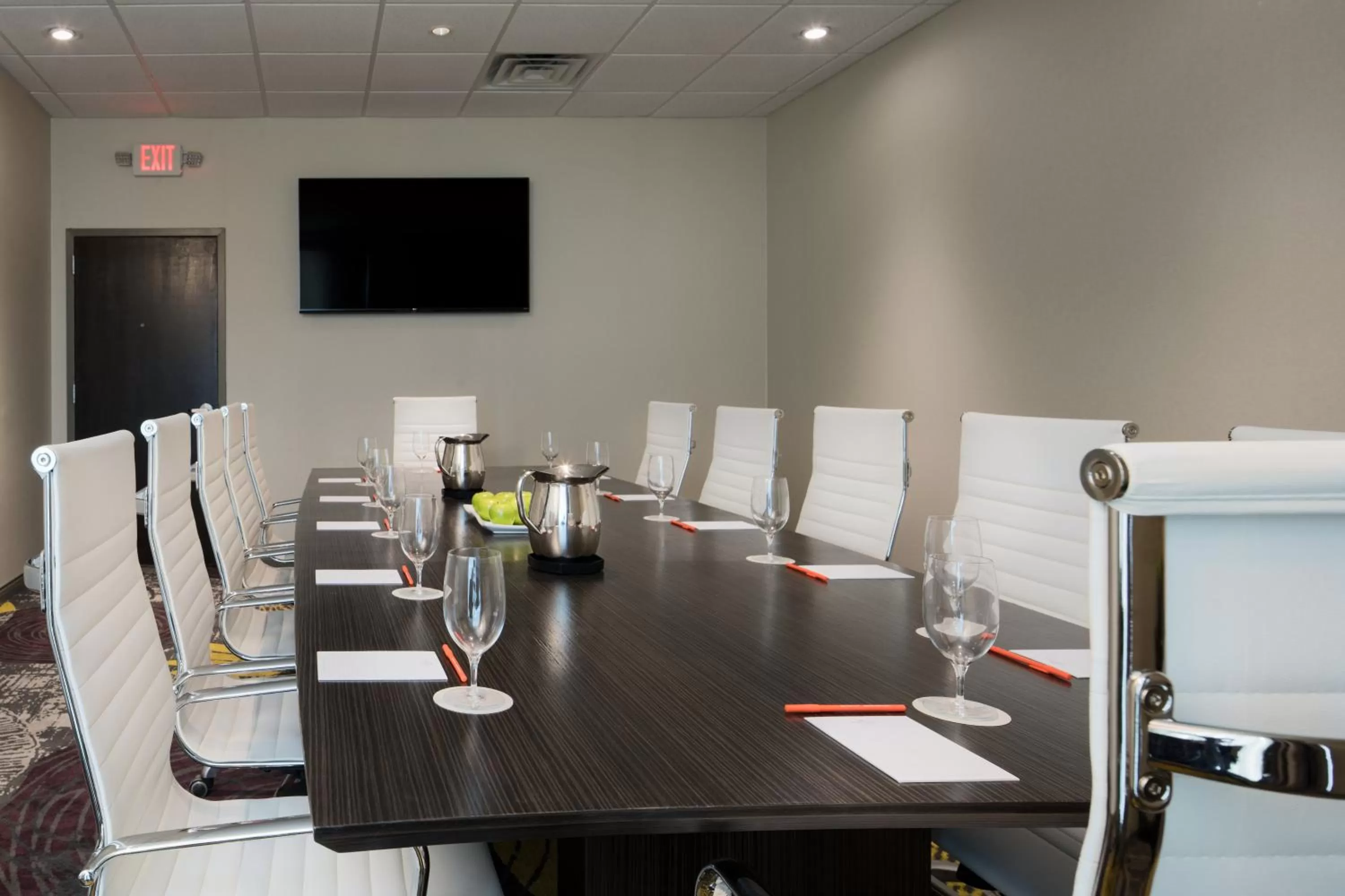 Meeting/conference room in Crowne Plaza Chicago SW - Burr Ridge by IHG