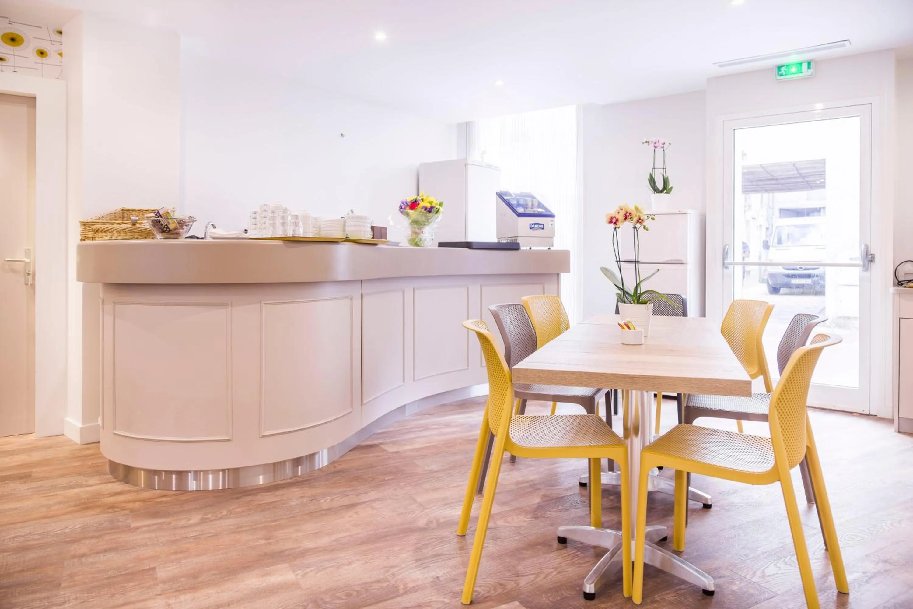 Breakfast in Hotel Des Arts