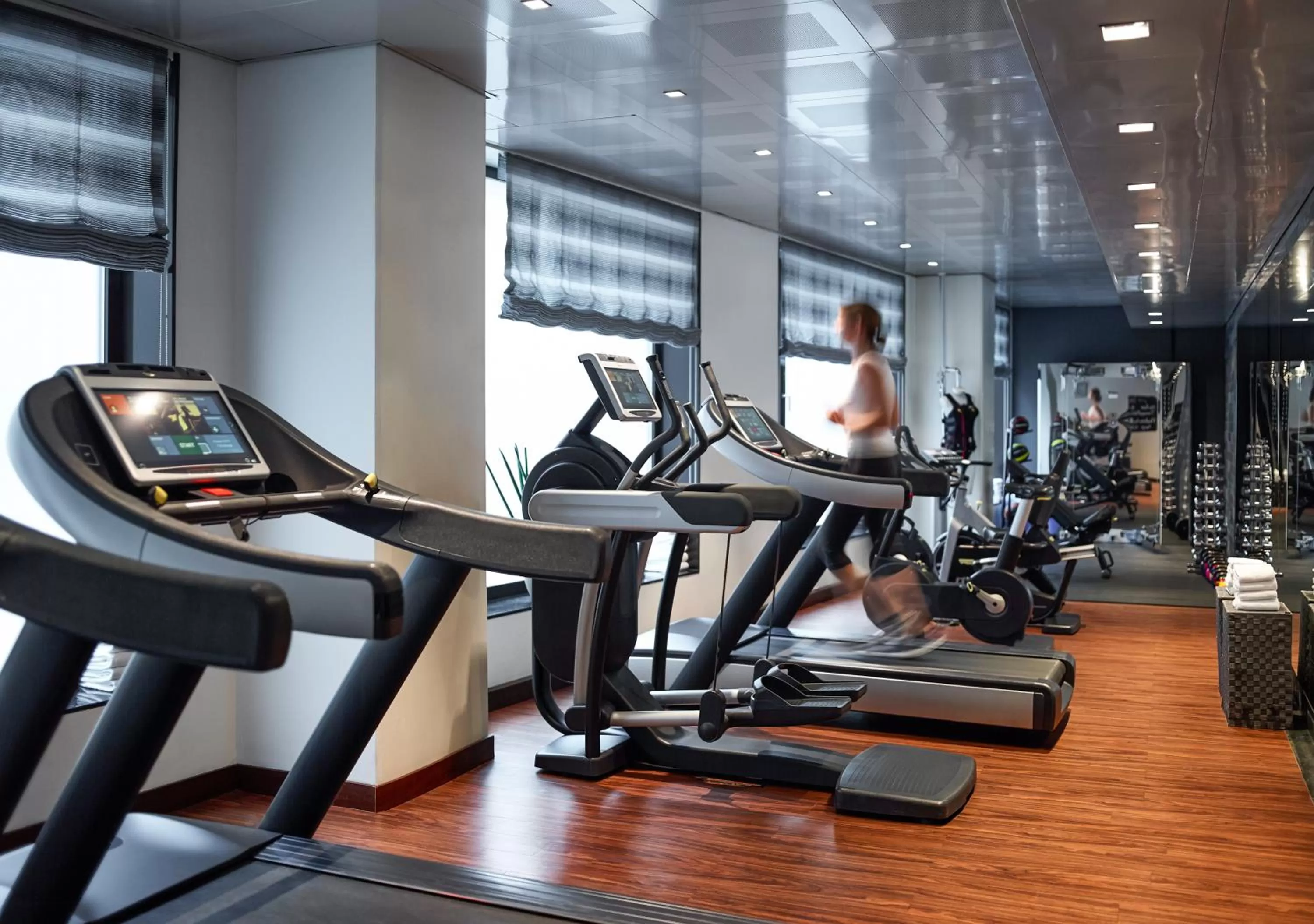 Fitness centre/facilities in Sofitel Munich Bayerpost