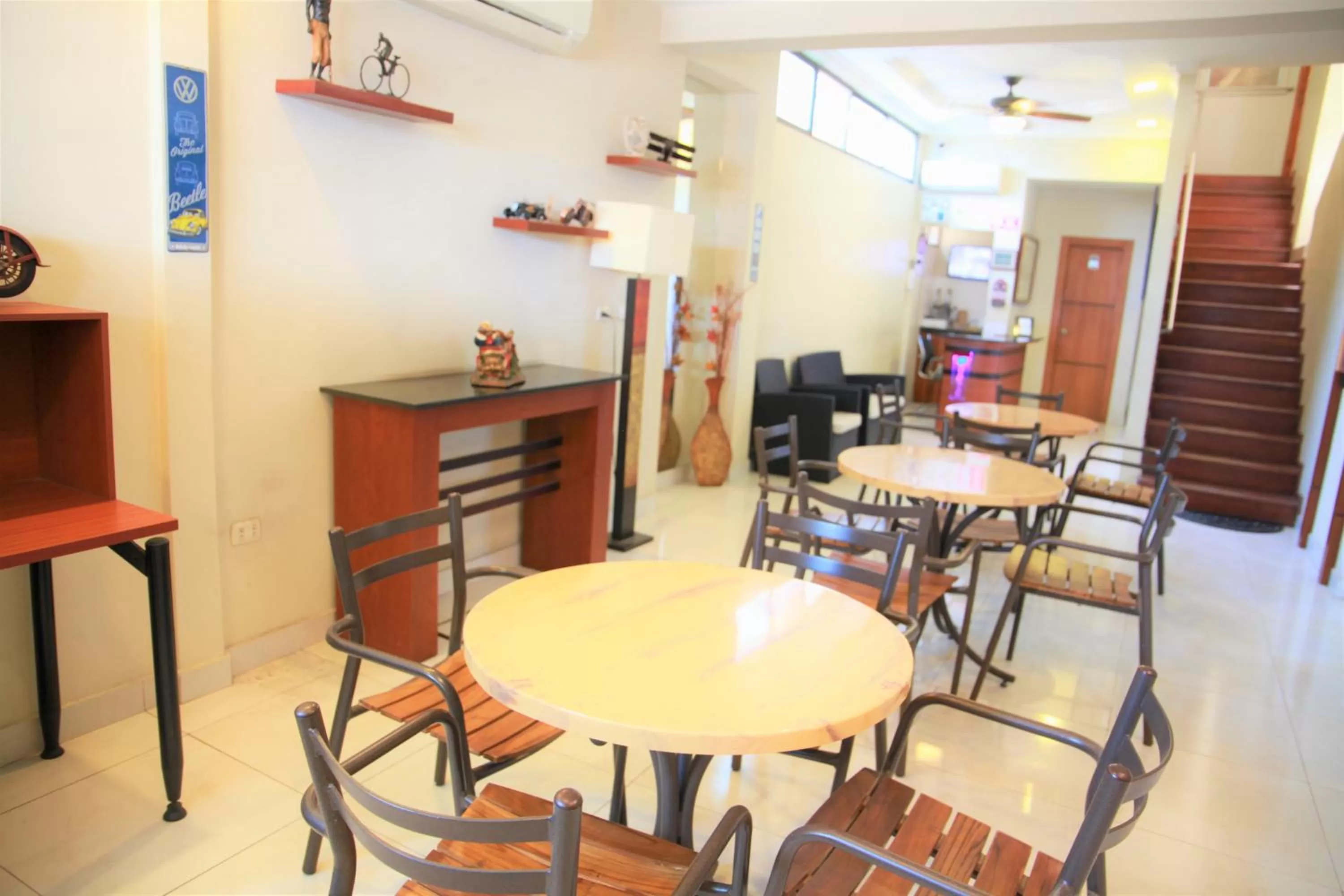 American breakfast, Dining Area in Hotel Apart Guayaquil Aeropuerto