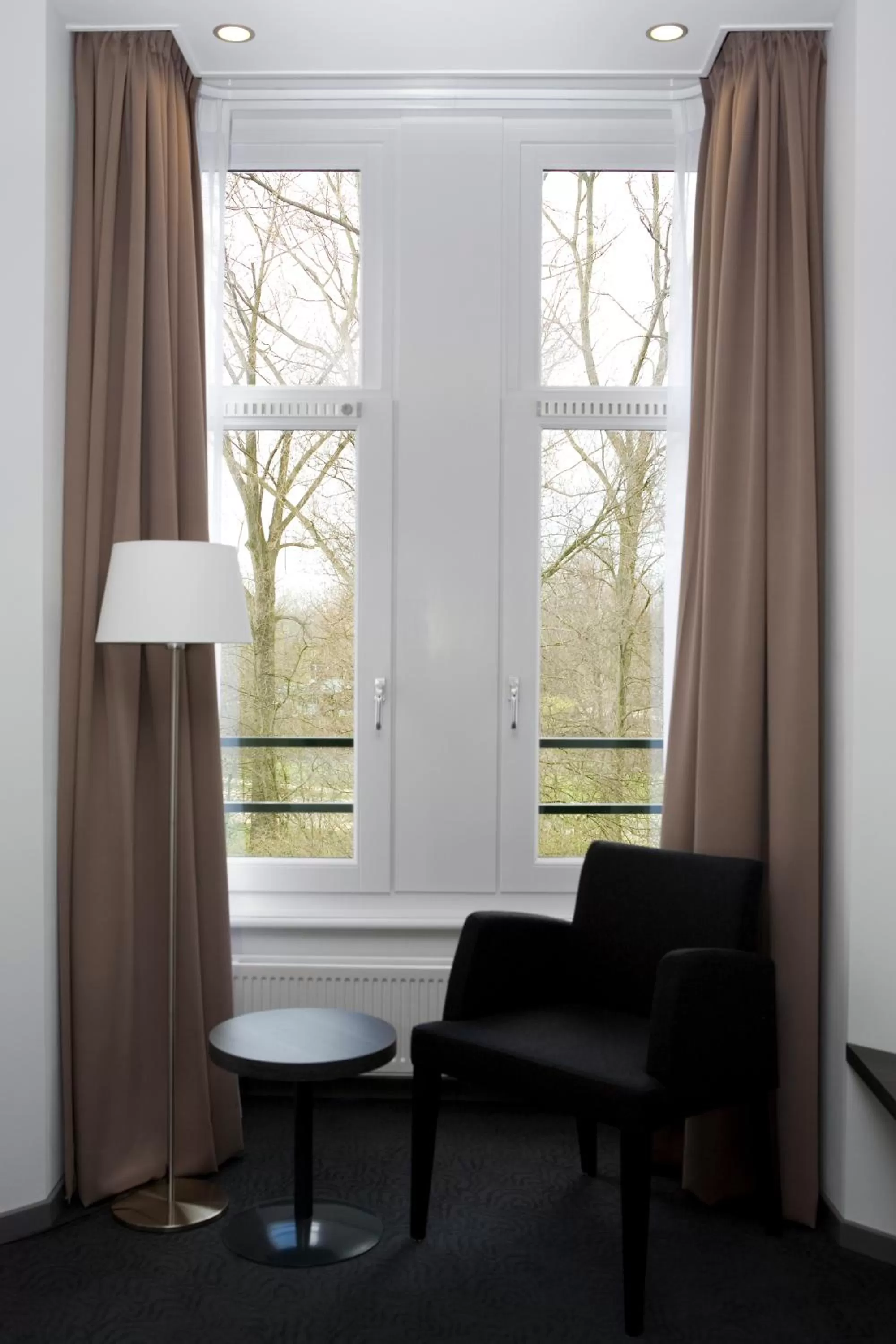Seating Area in Hotel Parkview
