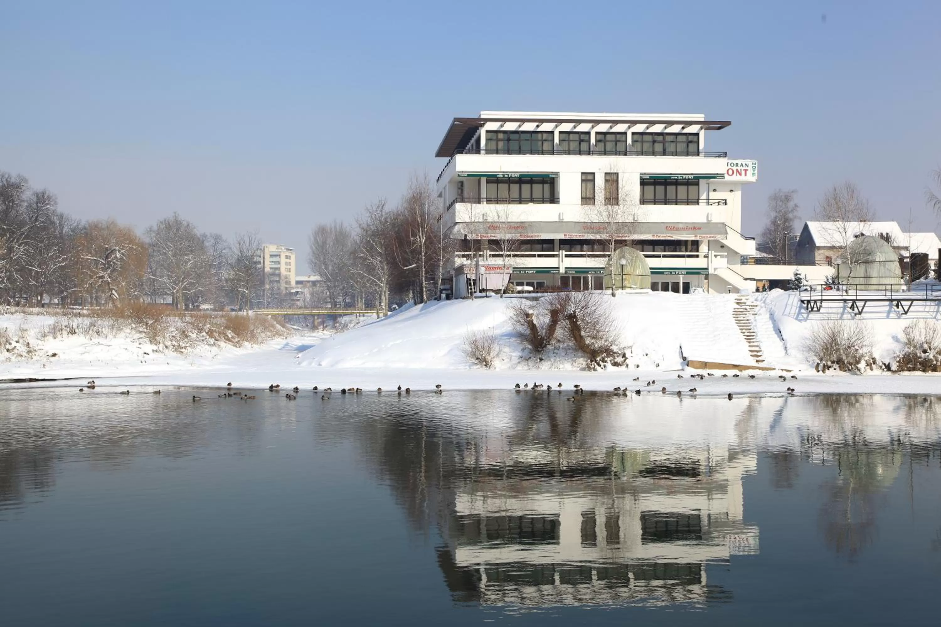 Off site in Hotel Le Pont