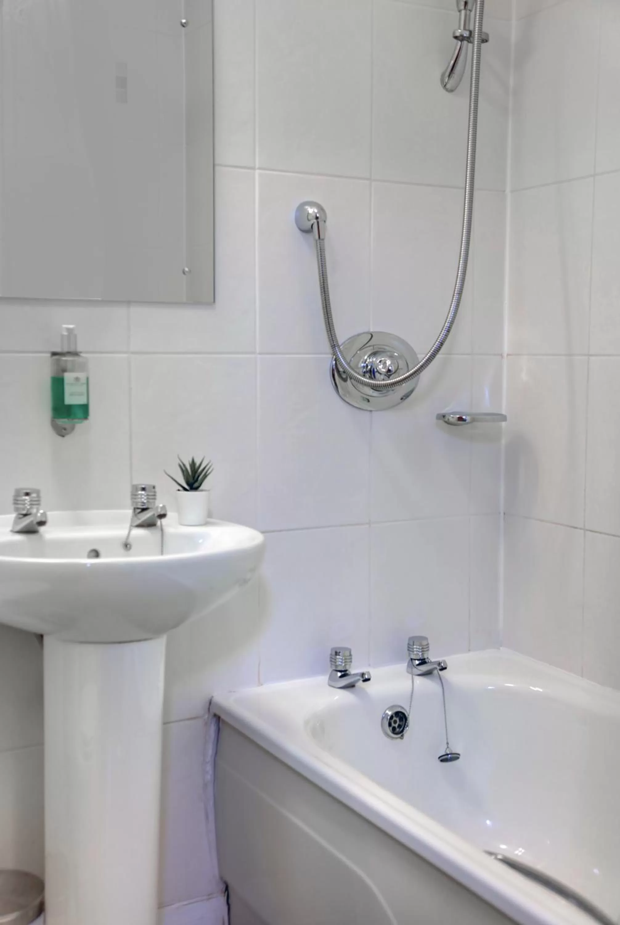 Bathroom in Best Western Balgeddie House Hotel