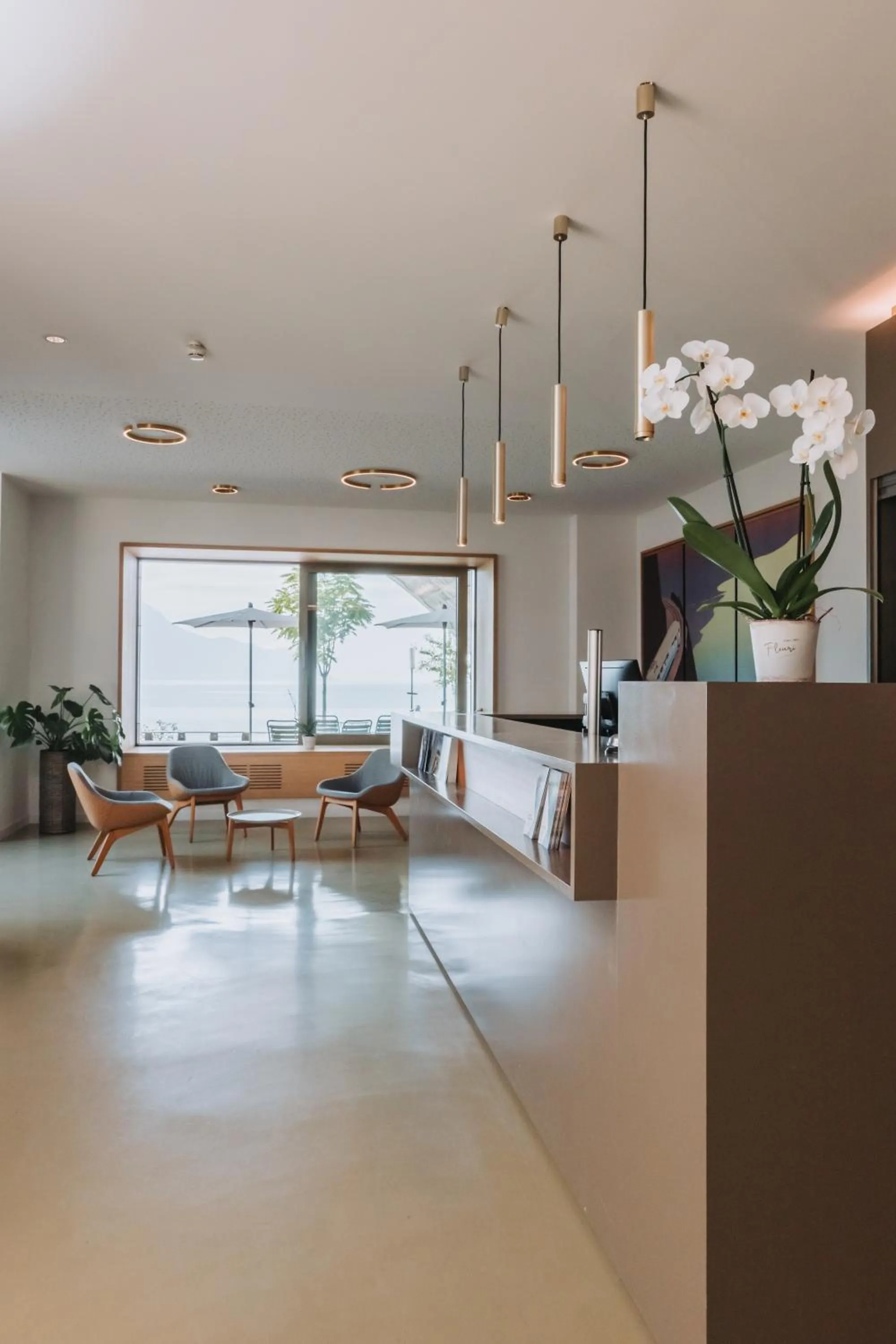 Facade/entrance in Montreux Youth Hostel