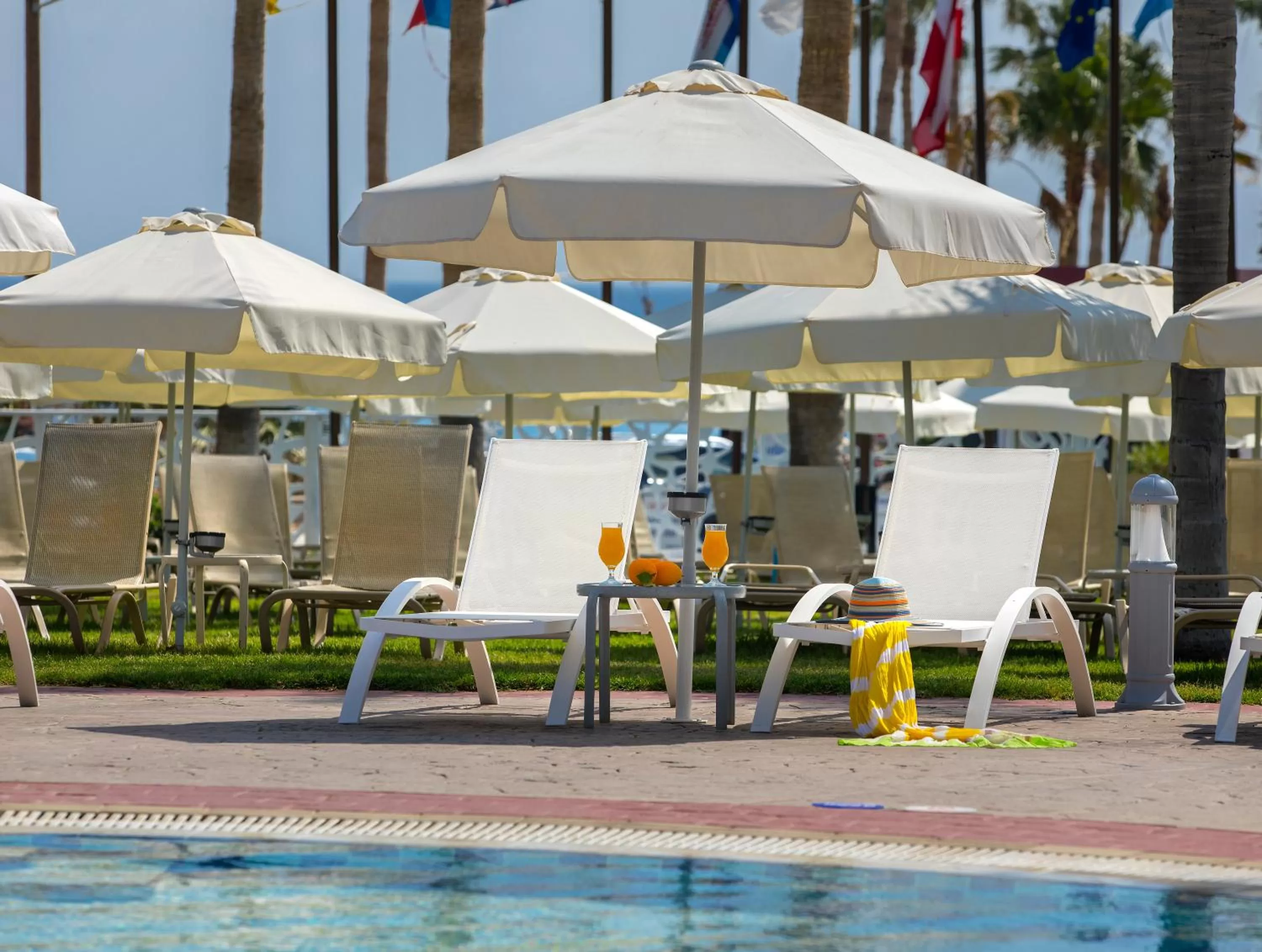 Swimming pool in Anastasia Waterpark Beach Resort