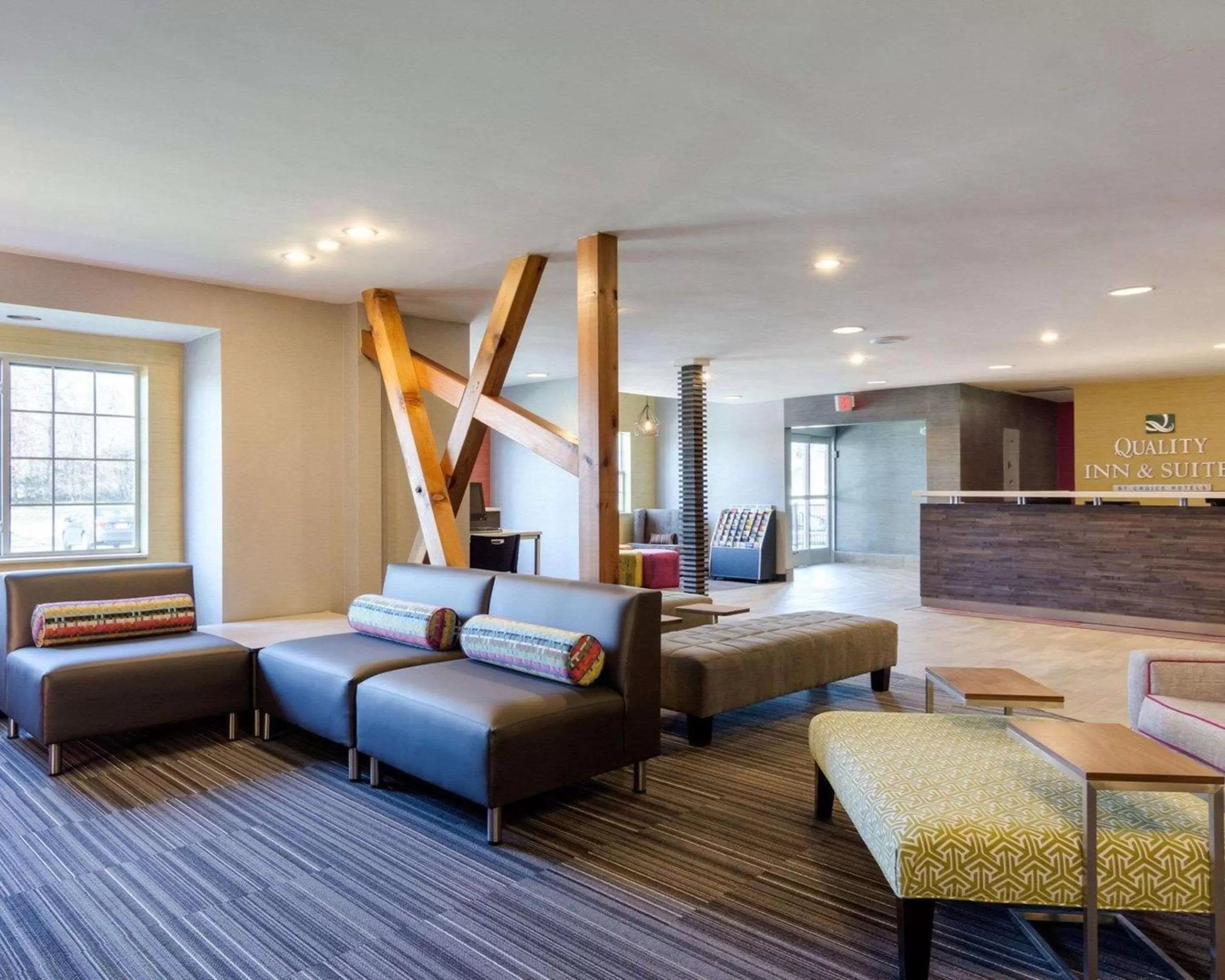 Lobby or reception in Quality Inn & Suites Ashland near Kings Dominion