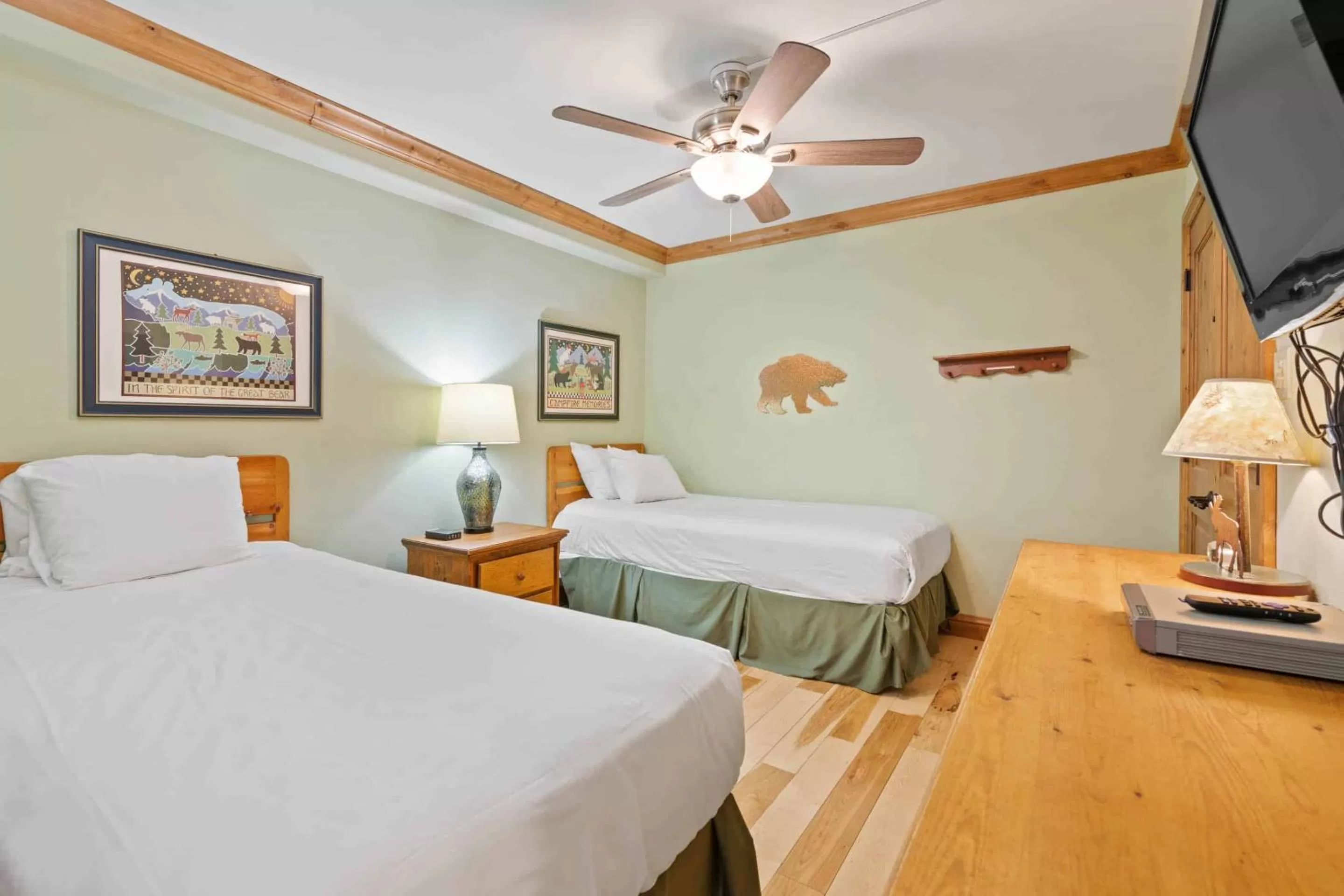 Bed in Borders Lodge by East West Hospitality