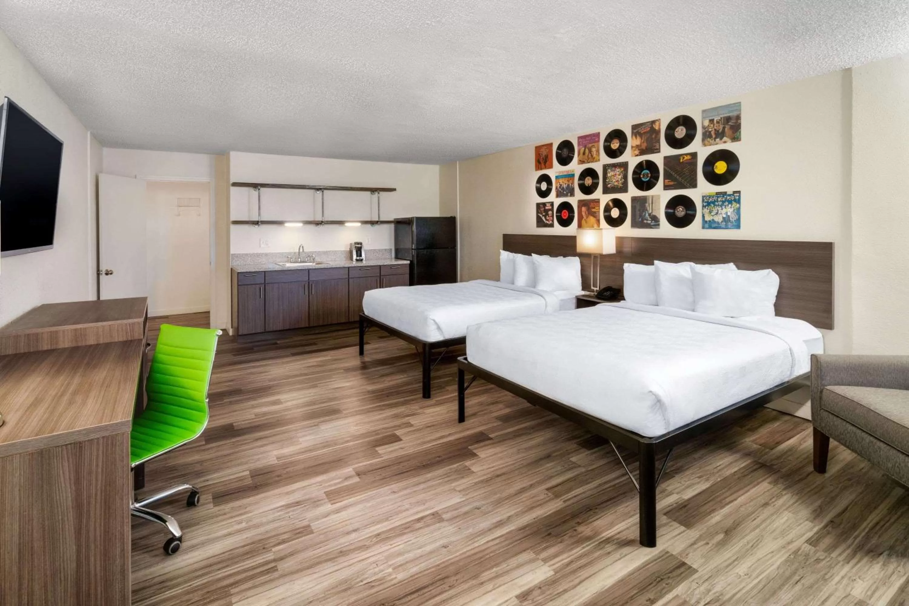 Photo of the whole room in Hillside Crossing Nashville a Ramada by Wyndham