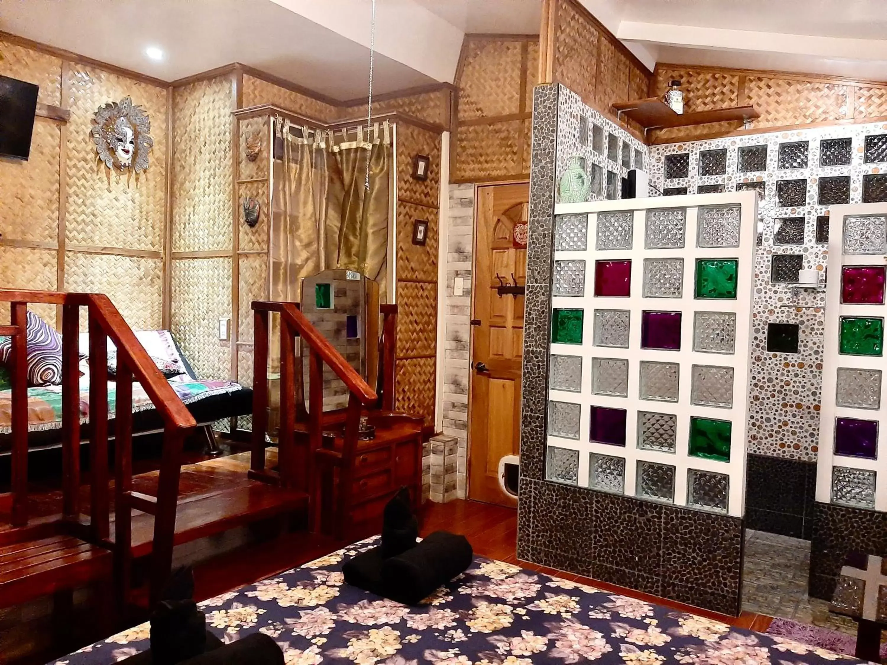 Deluxe Double Room with Balcony in Lala Panzi Bed and Breakfast Deluxe Double Room with Balcony in Lala Panzi Bed and Breakfast