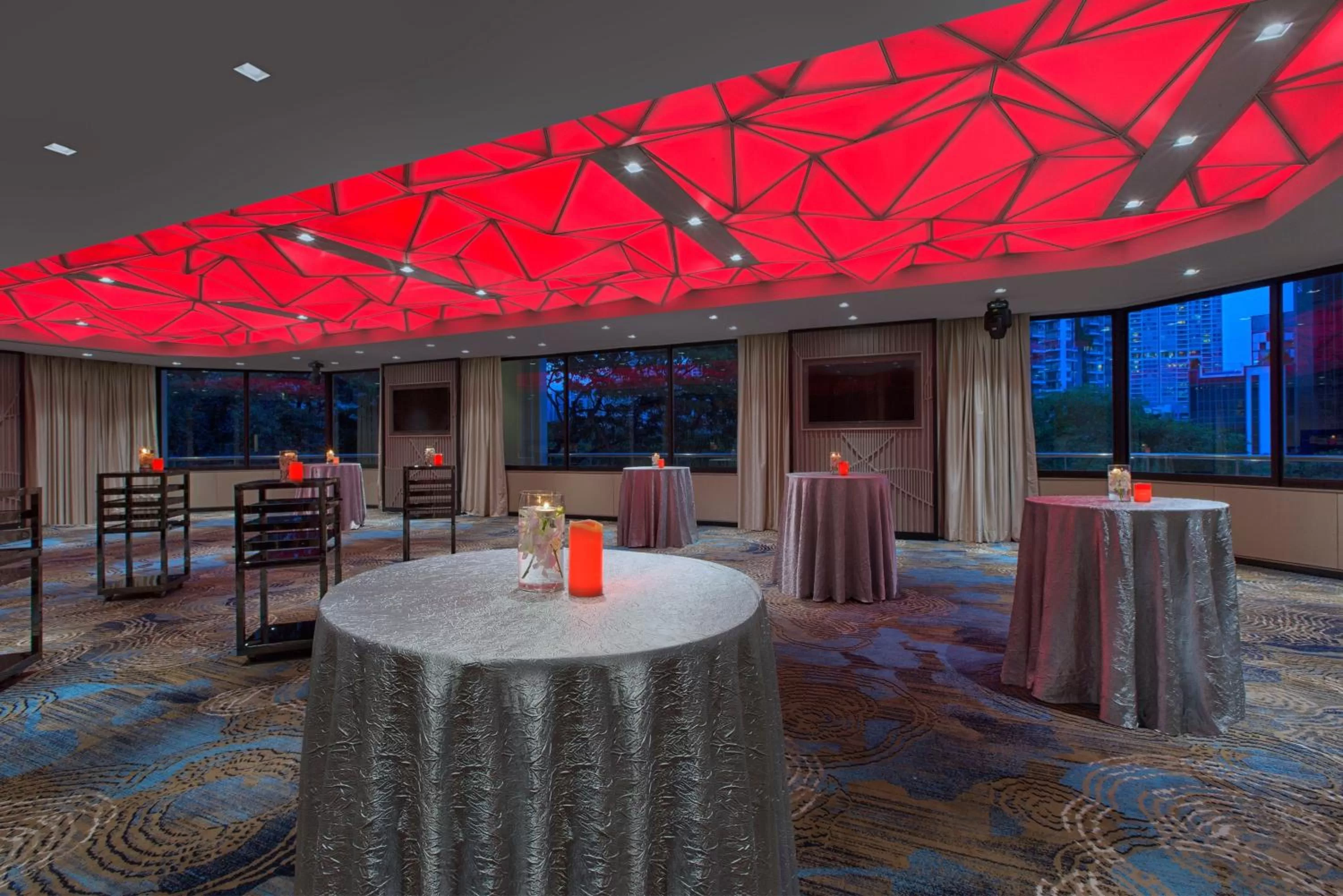 Meeting/conference room in Four Points by Sheraton Singapore, Riverview