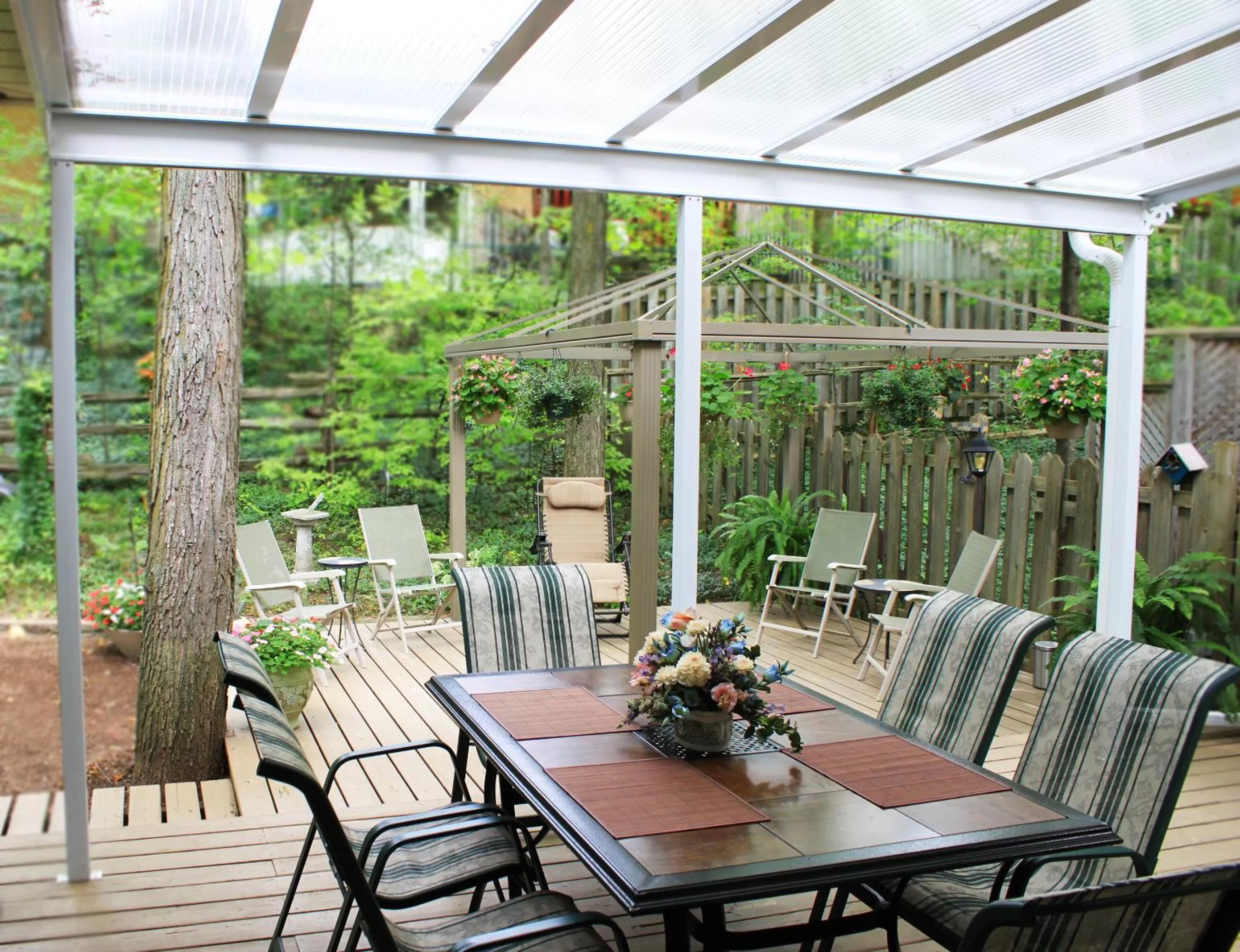 Patio in Forest Hill Bed and Breakfast