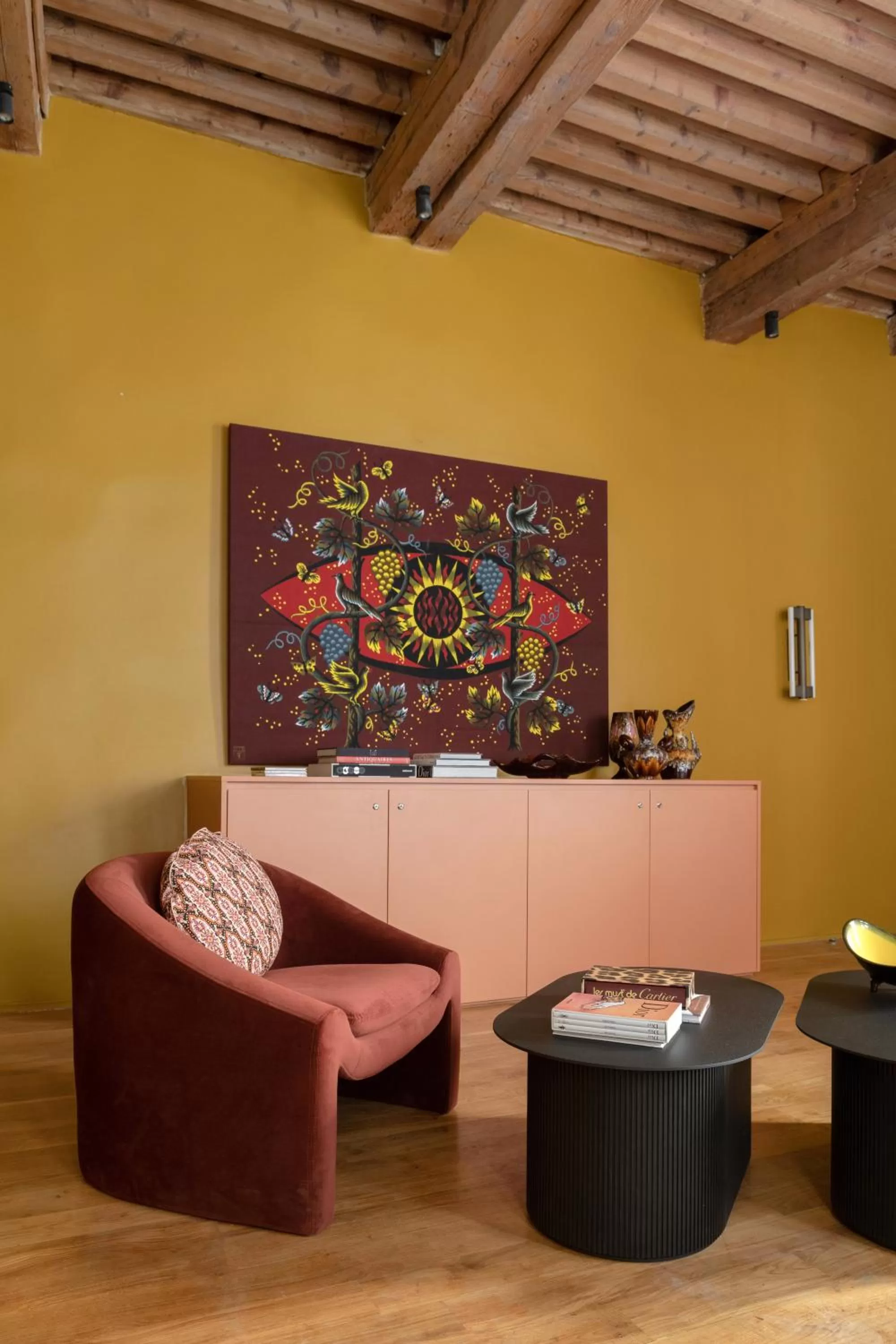 Seating Area in MiHotel Saint Jean