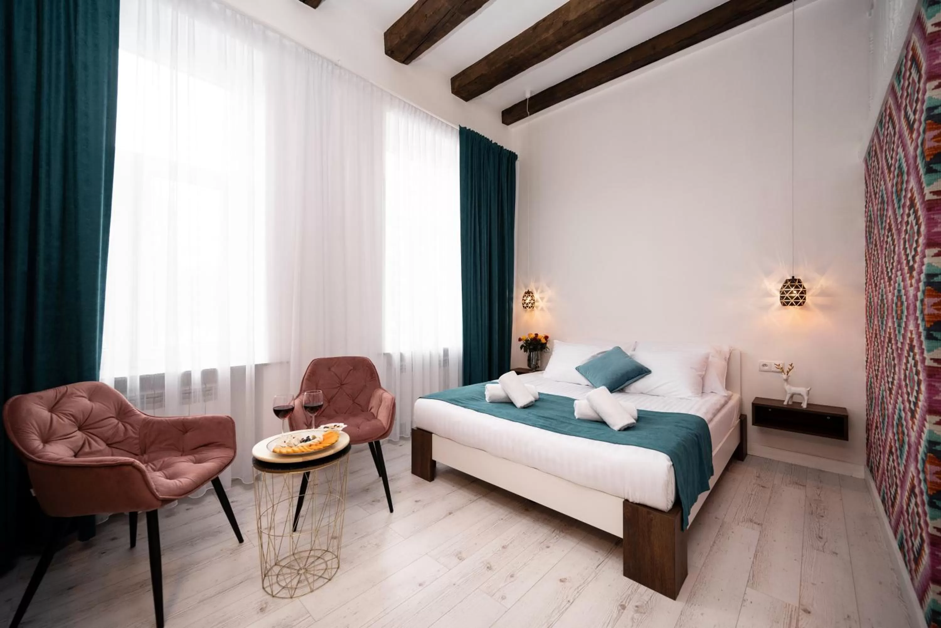 Bed in Hive Family House