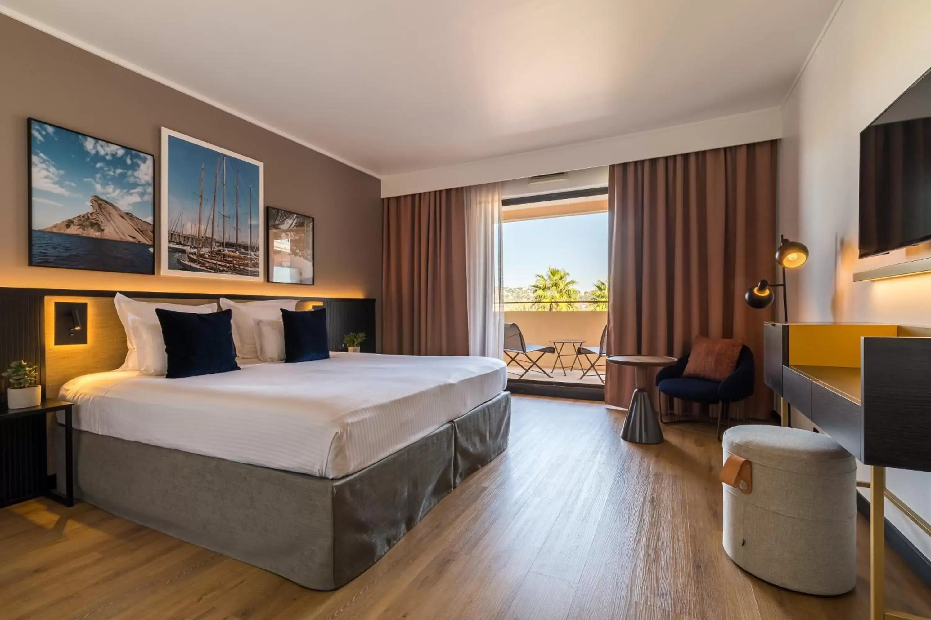 Superior Double Room with Terrace in Hôtel Villa Massalia Superior Double Room with Terrace in Hôtel Villa Massalia