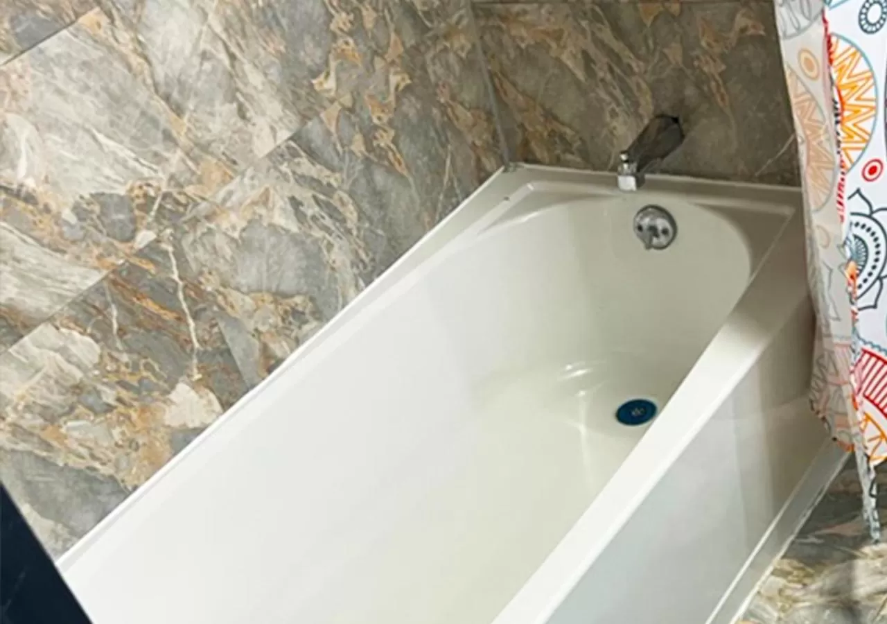 Bathroom in Philly Inn & Suites