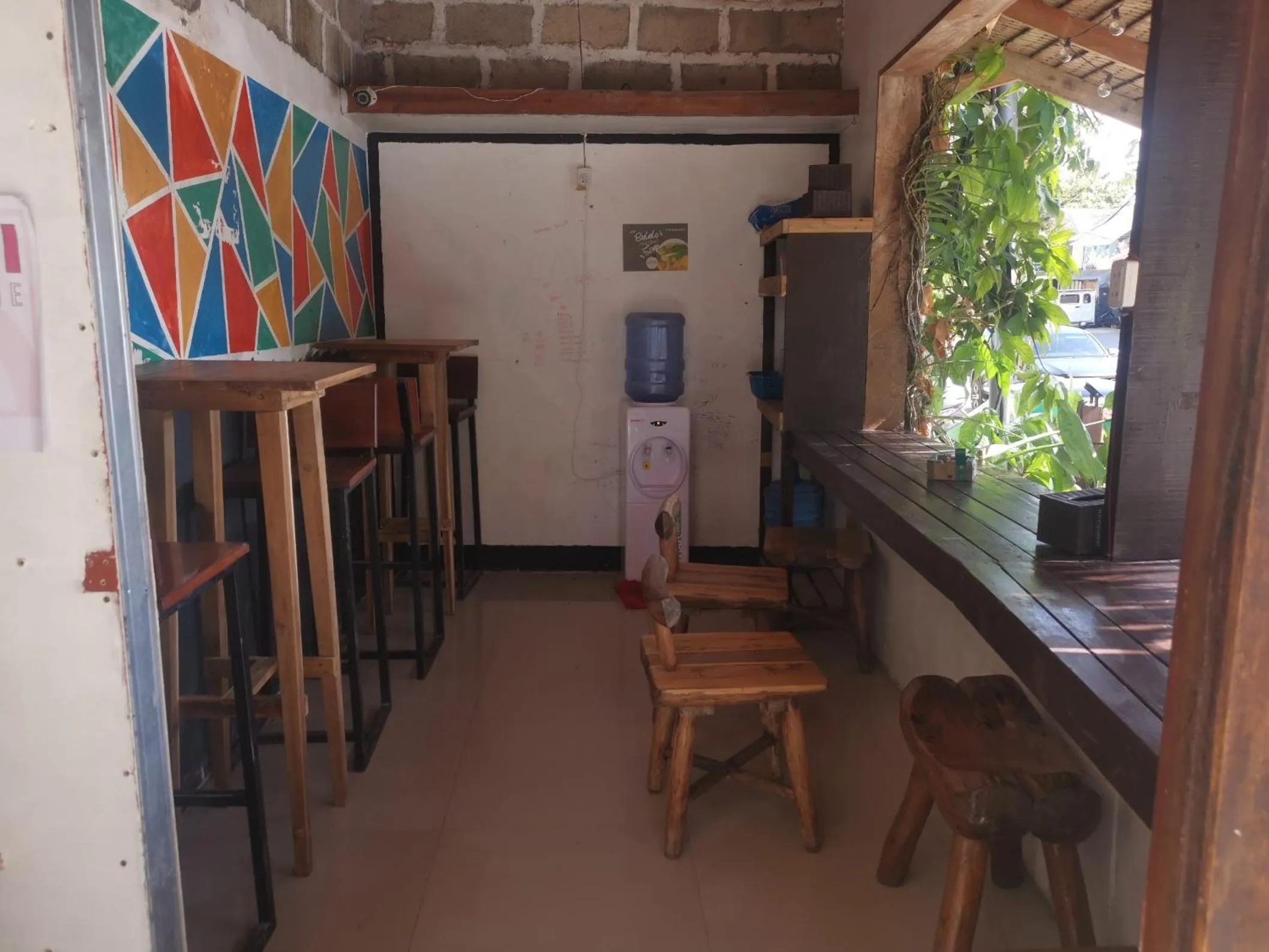Dining area in One Hostel - El Nido