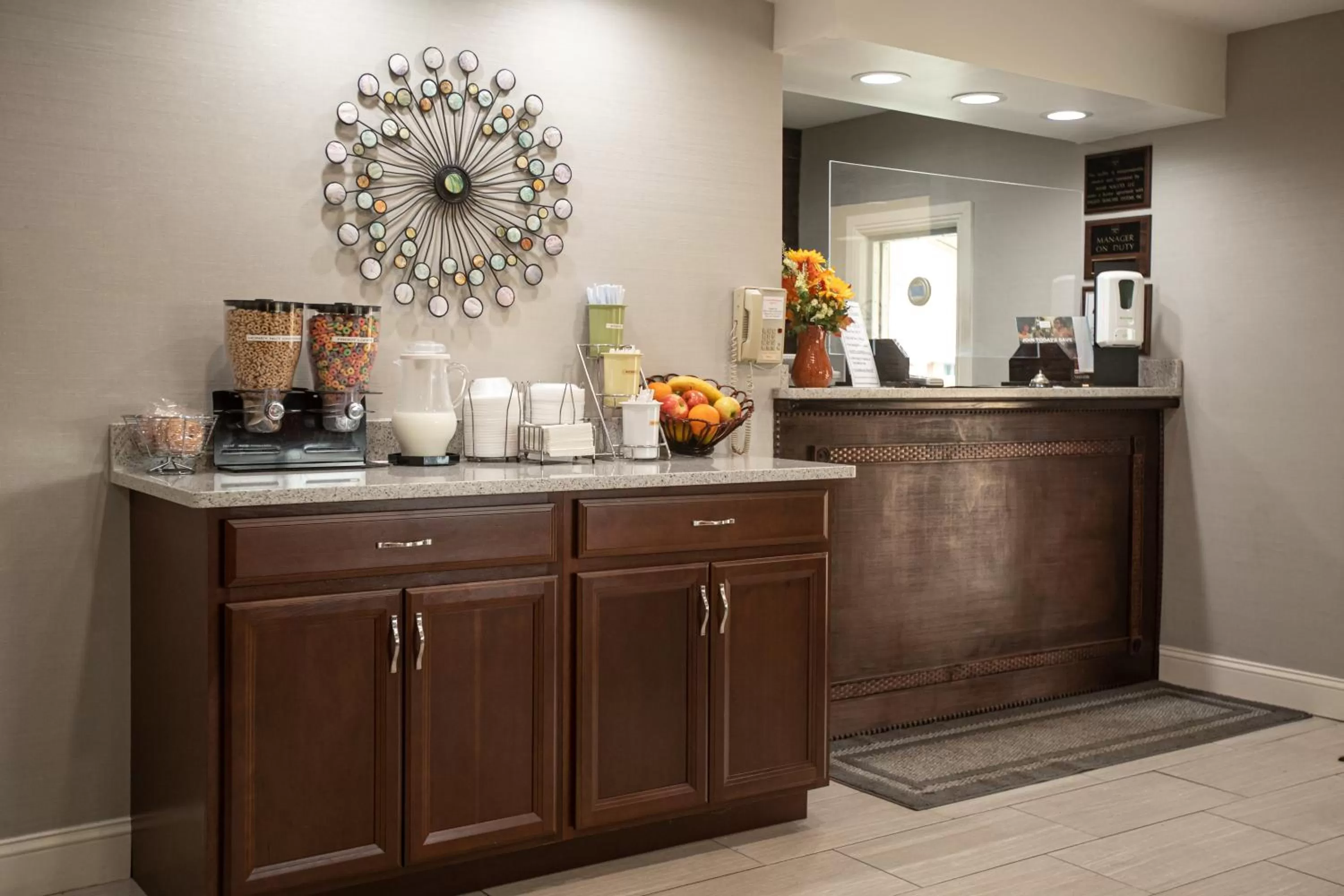 Breakfast in Knights Inn Mount Airy