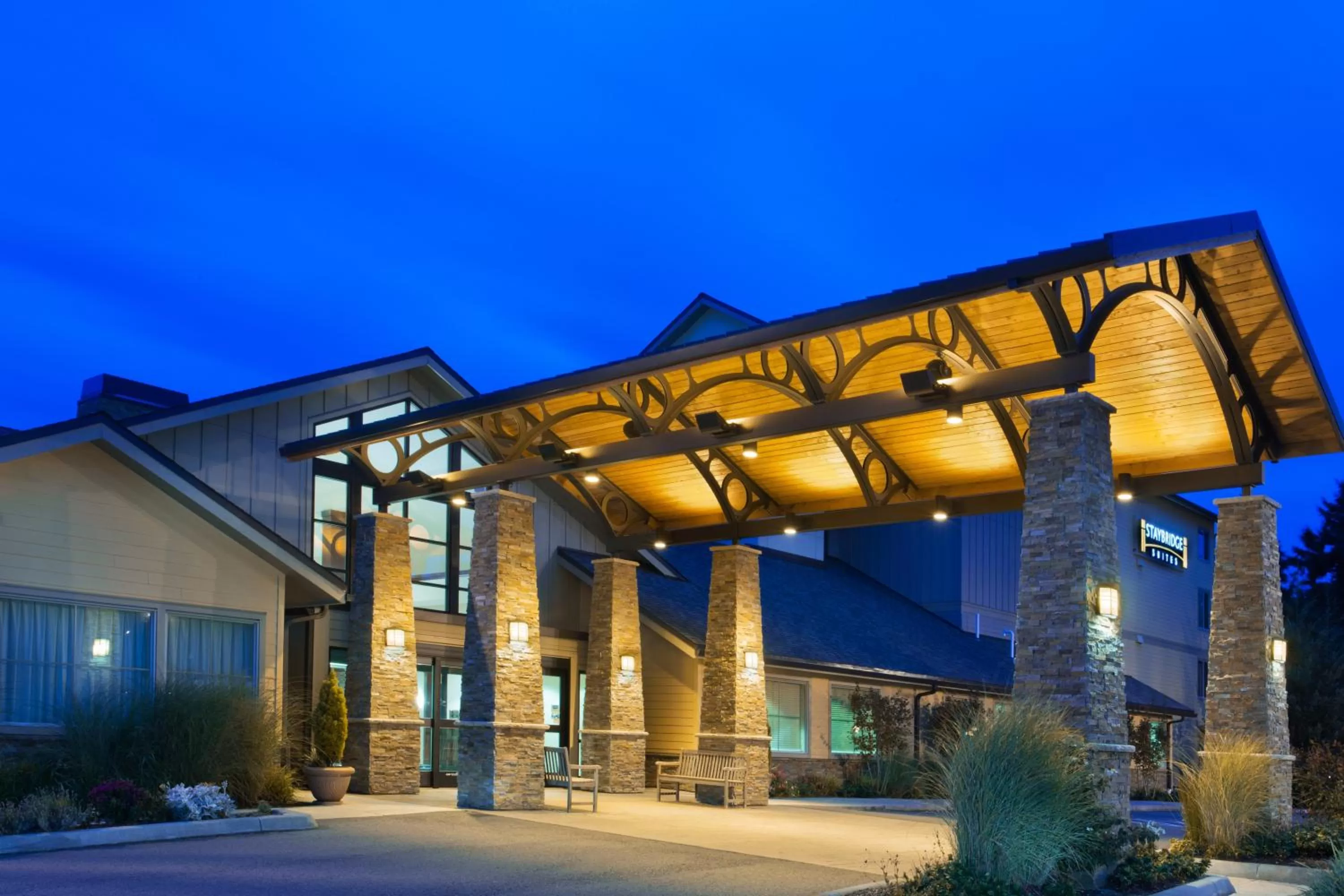 Property building in Staybridge Suites Everett - Paine Field by IHG