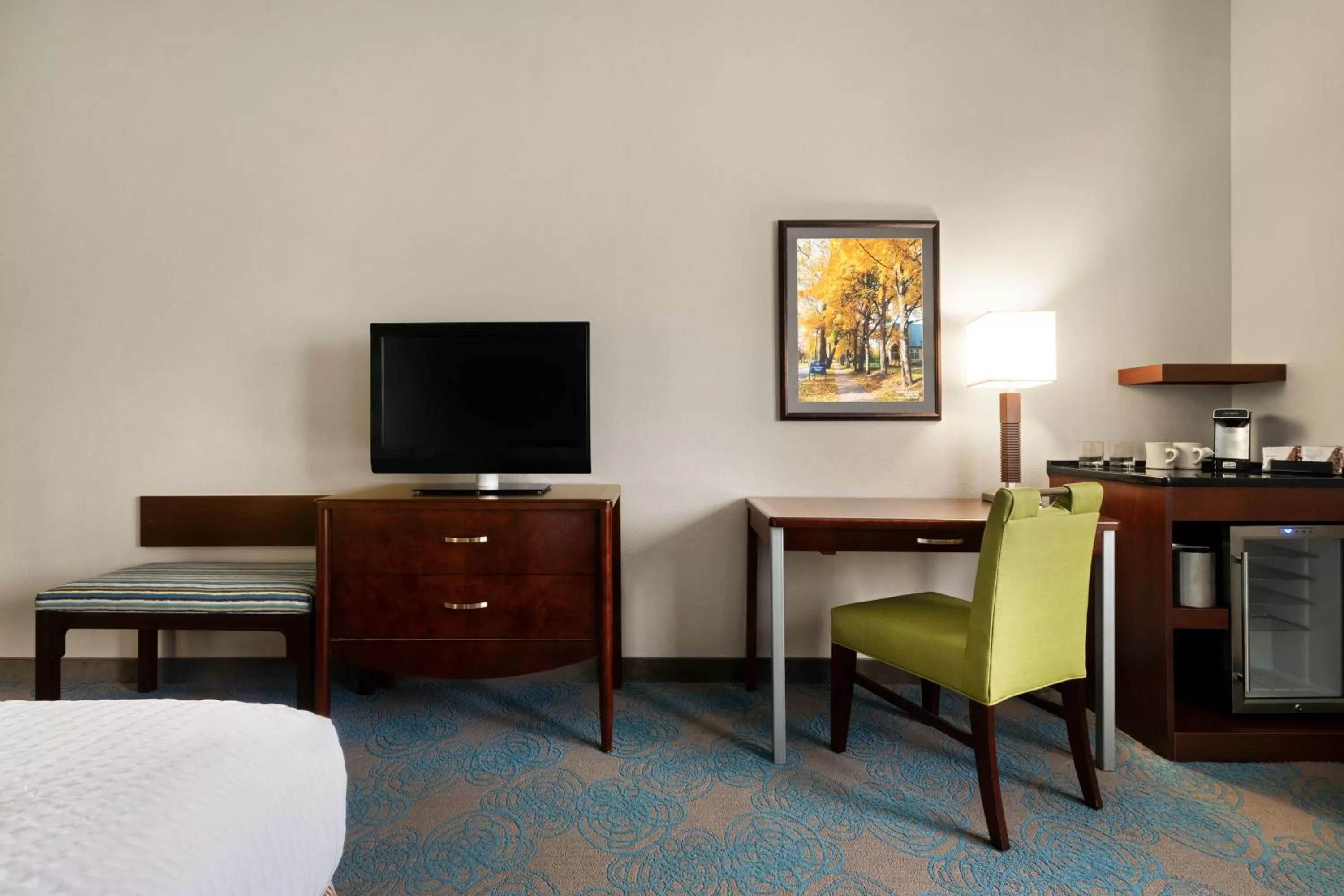 Bedroom, Bed in The Inn at Saint Mary's