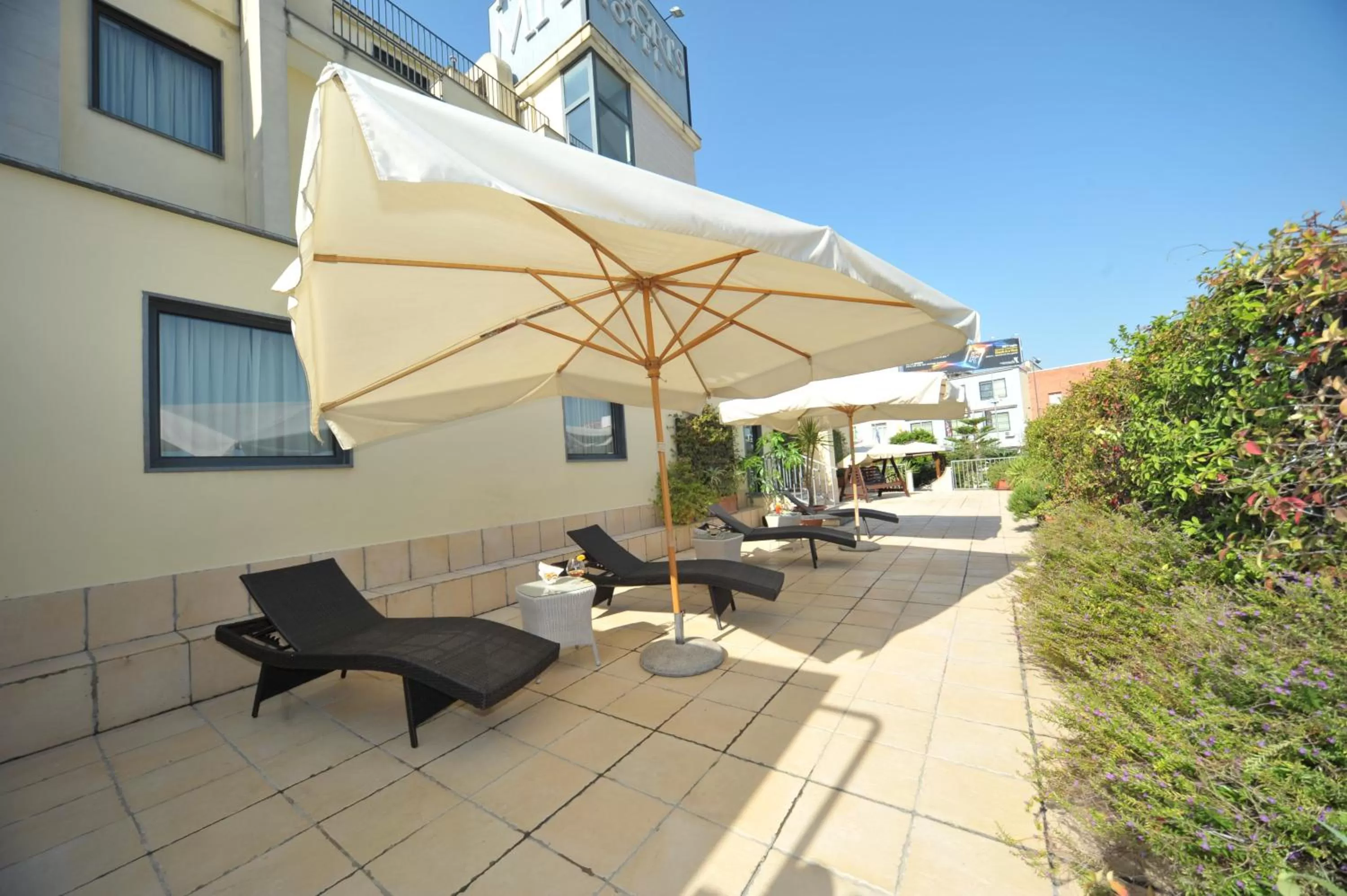 Facade/entrance in Magri's Hotel