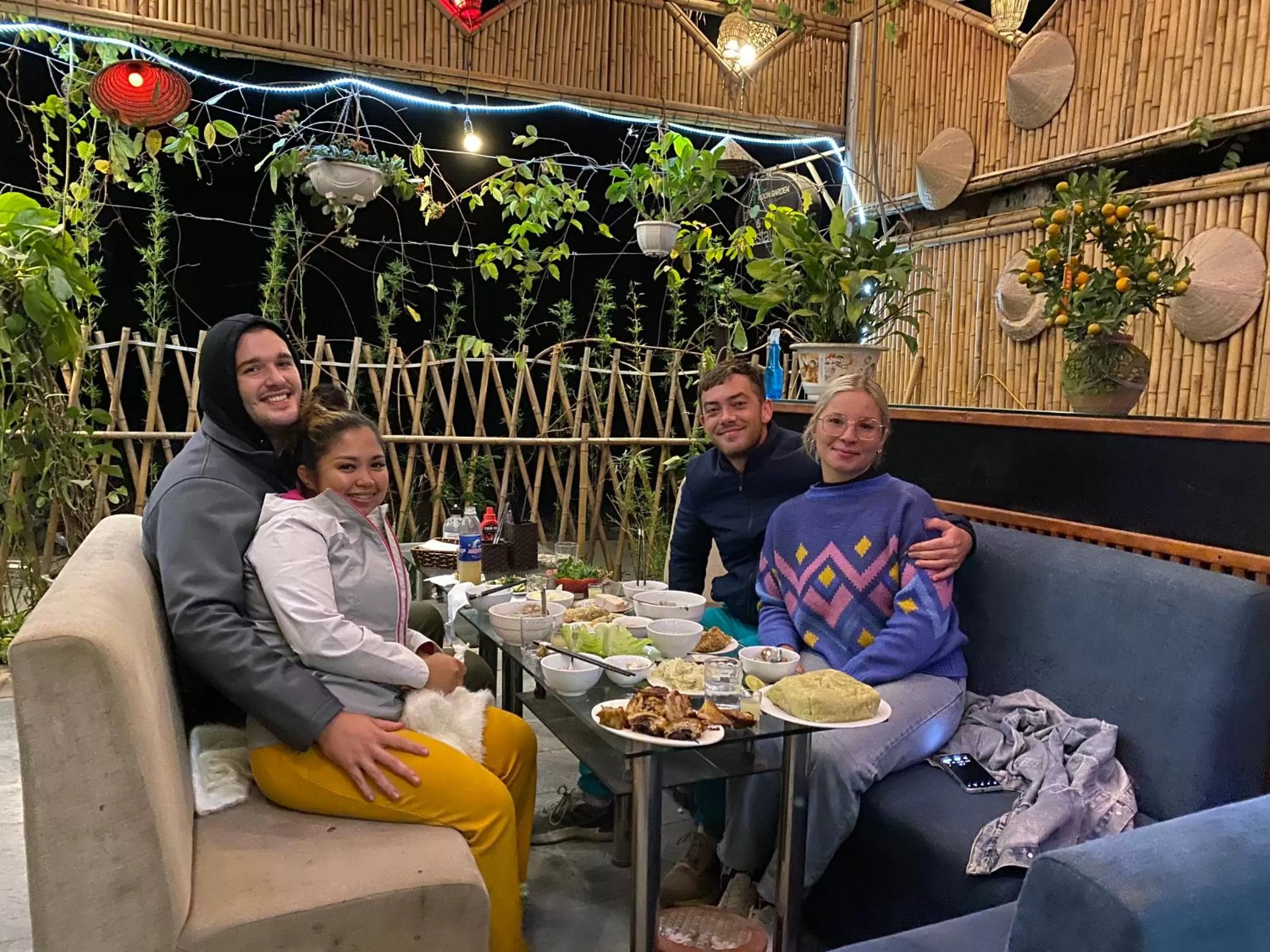 Seating area, Restaurant/Places to Eat in Trang An Moon Garden Homestay