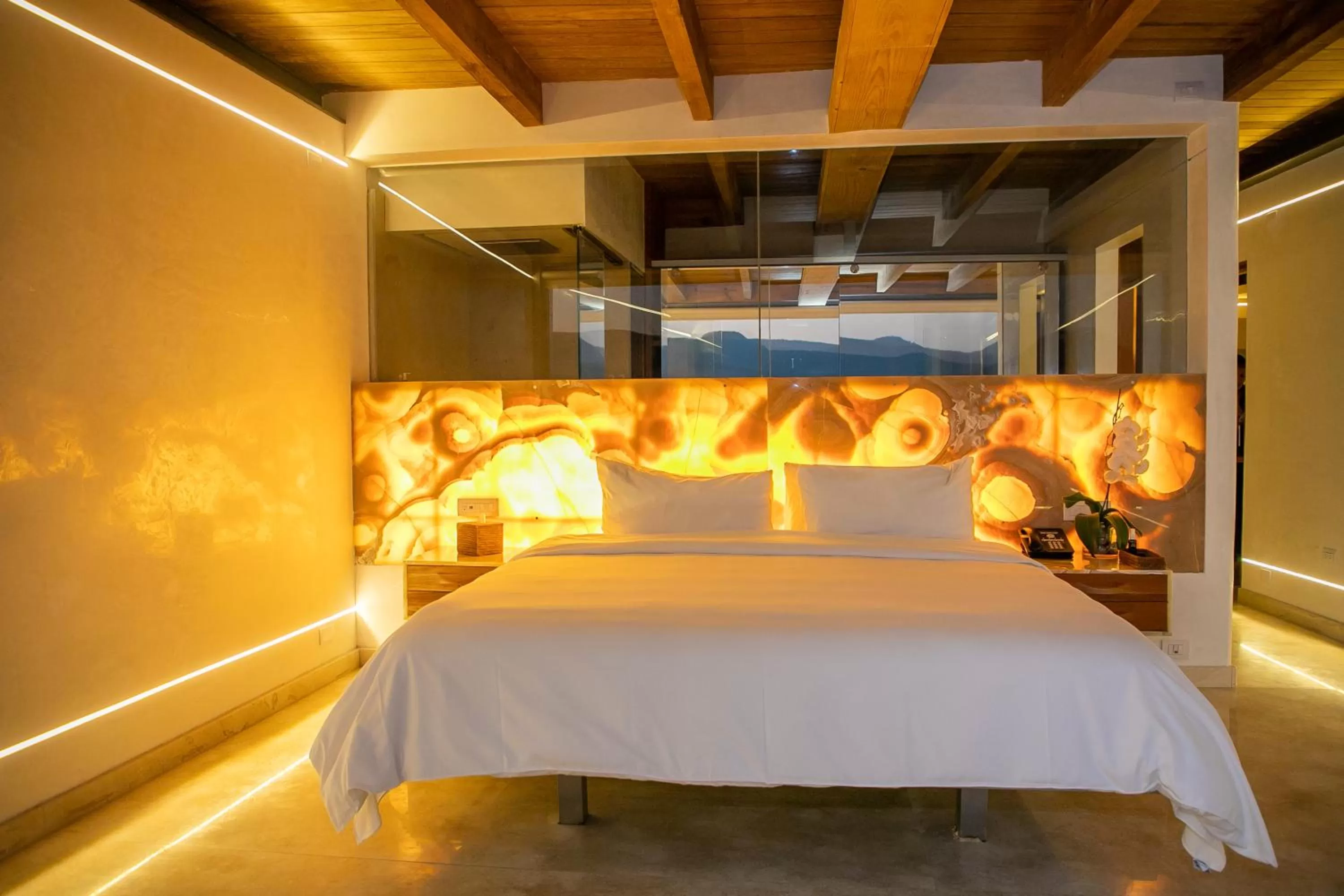 Photo of the whole room, Bed in El Santuario Resort & Spa