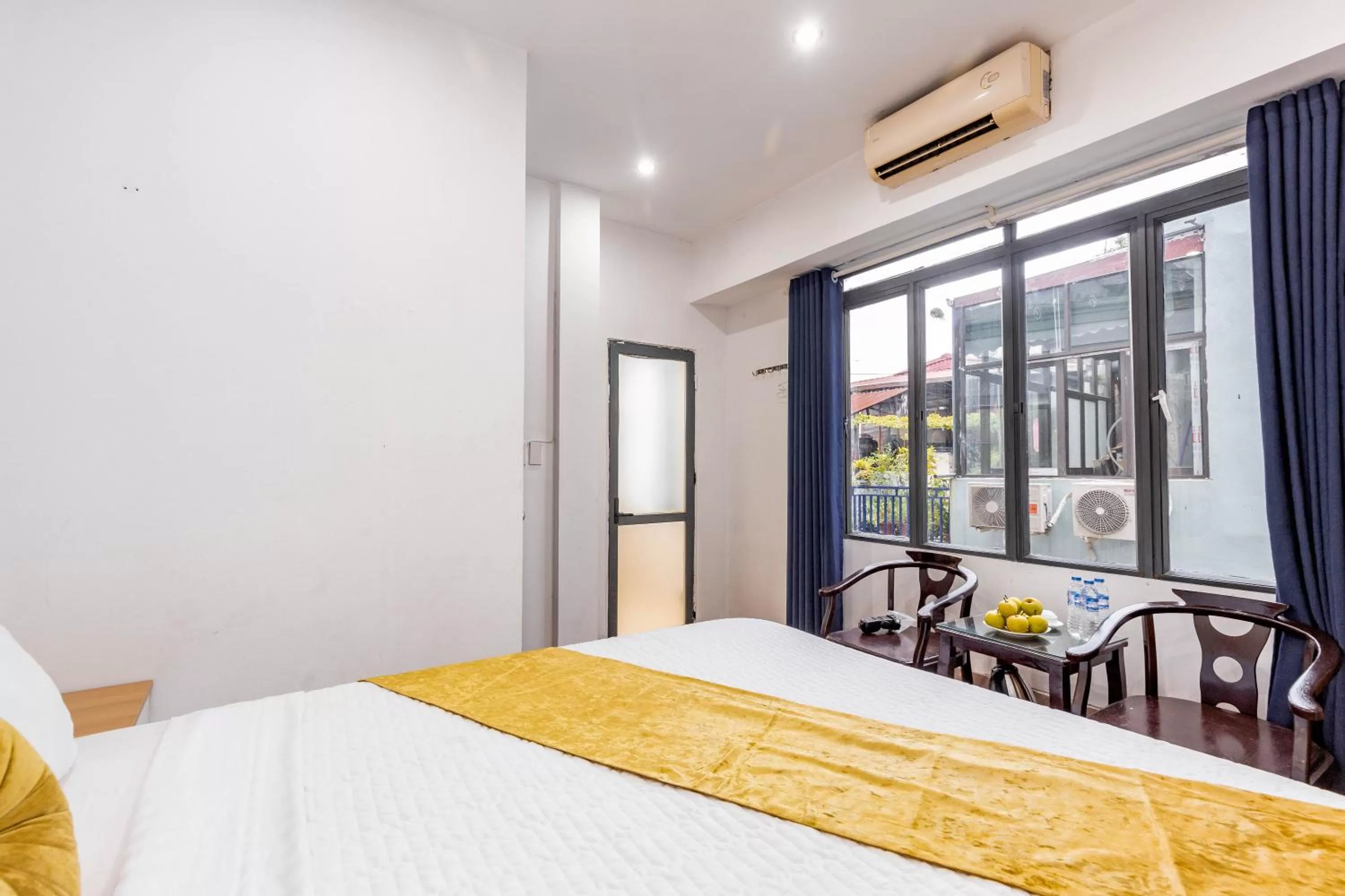 Bed in Hanoi View Legend Hotel