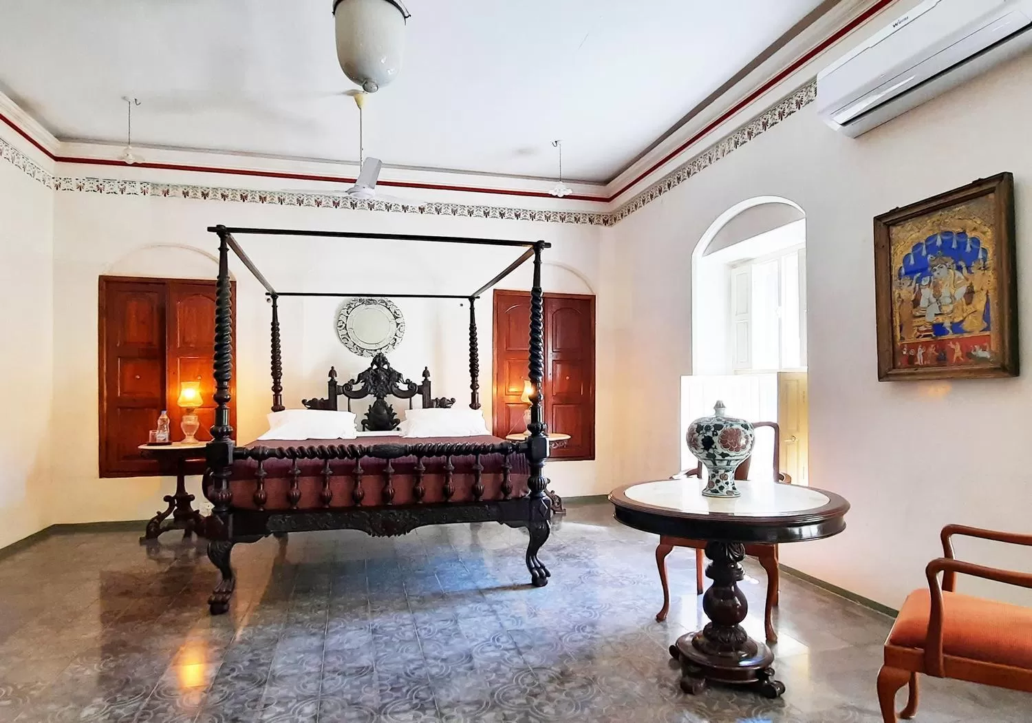 Photo of the whole room in Saratha Vilas Chettinad