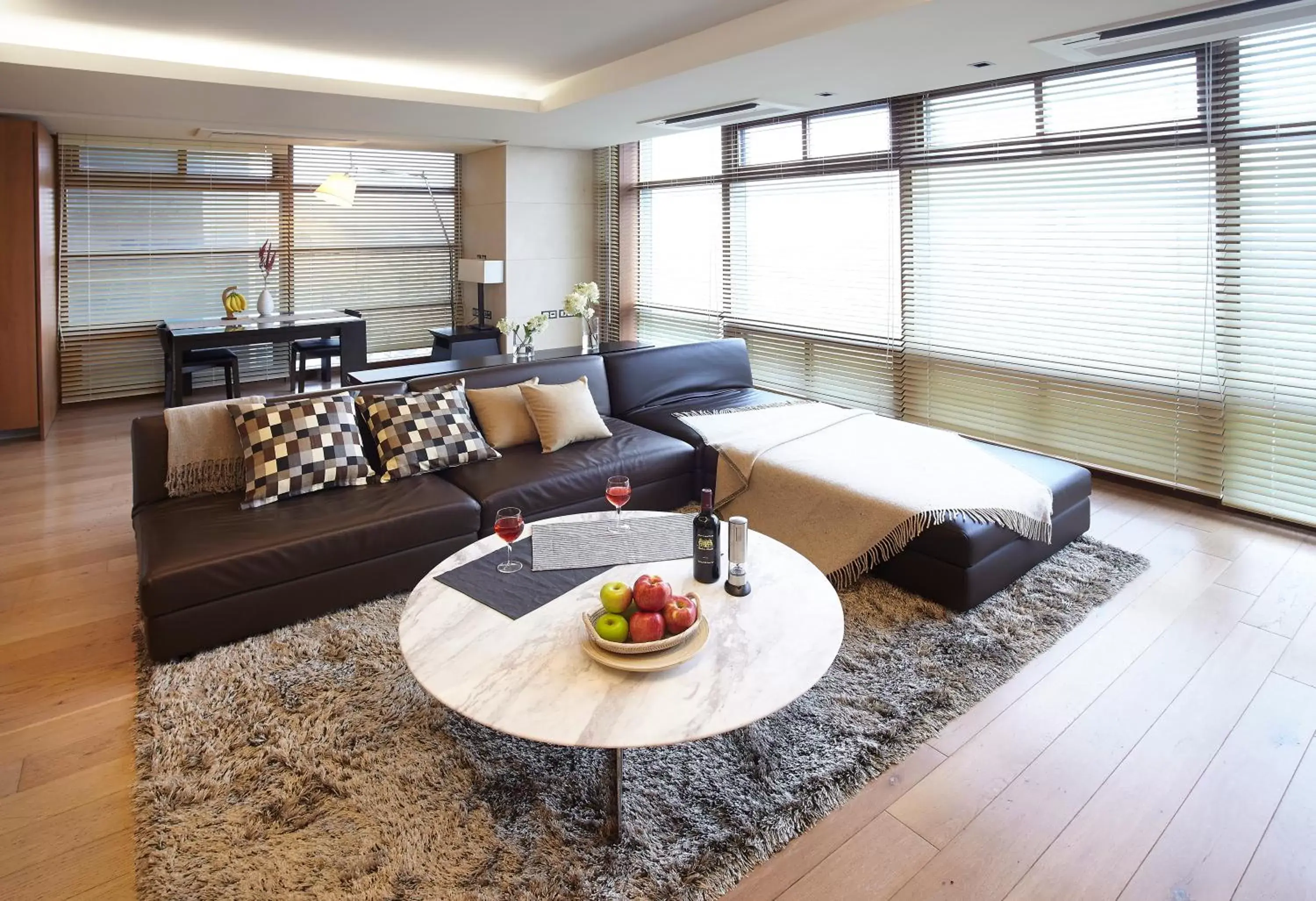 Superior Suite (3 Adults) in The Classic 500 Pentaz Executive Residence Superior Suite (3 Adults) in The Classic 500 Pentaz Executive Residence