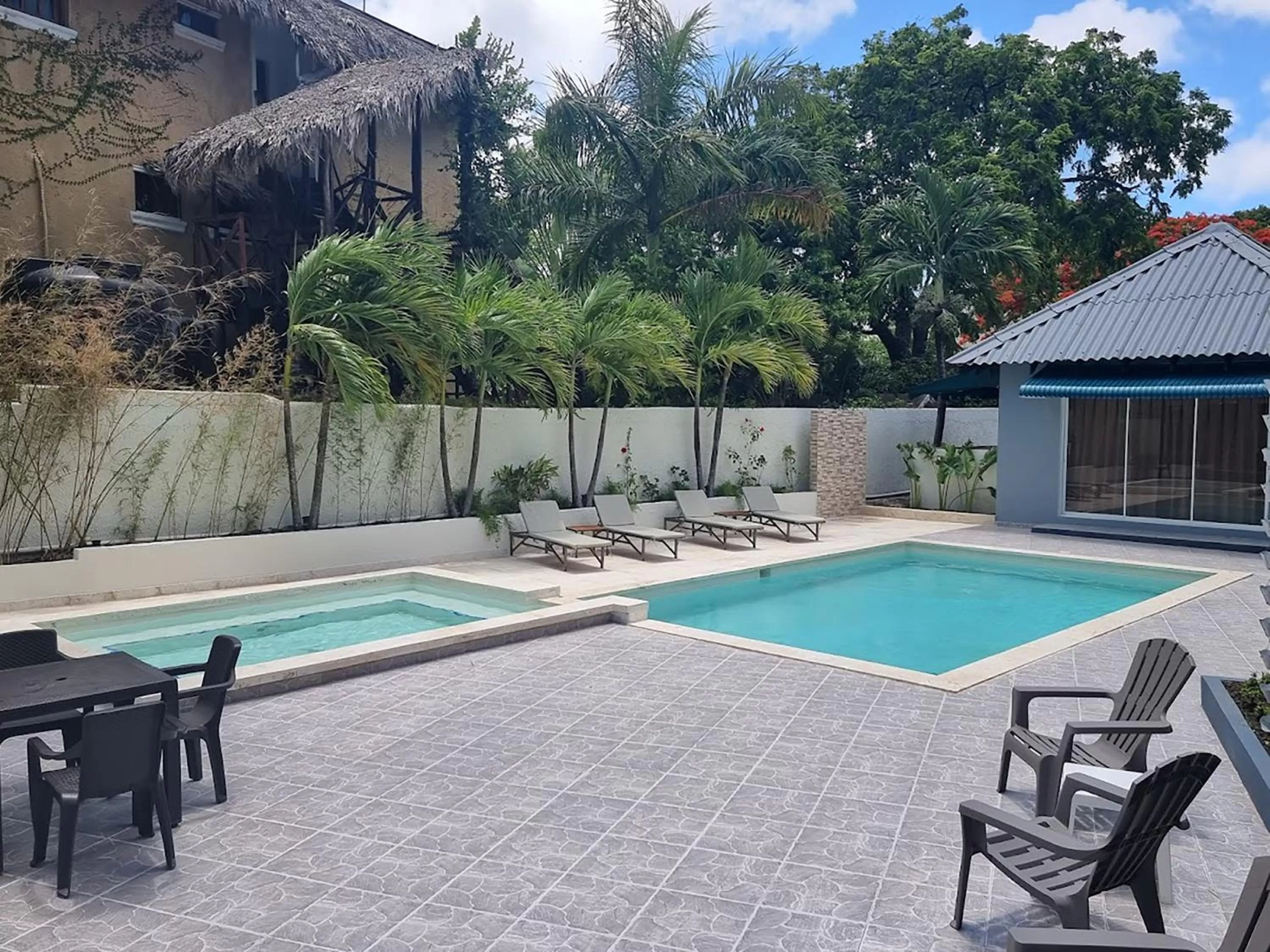 Pool view in Hotel Sea Breeze Sosua