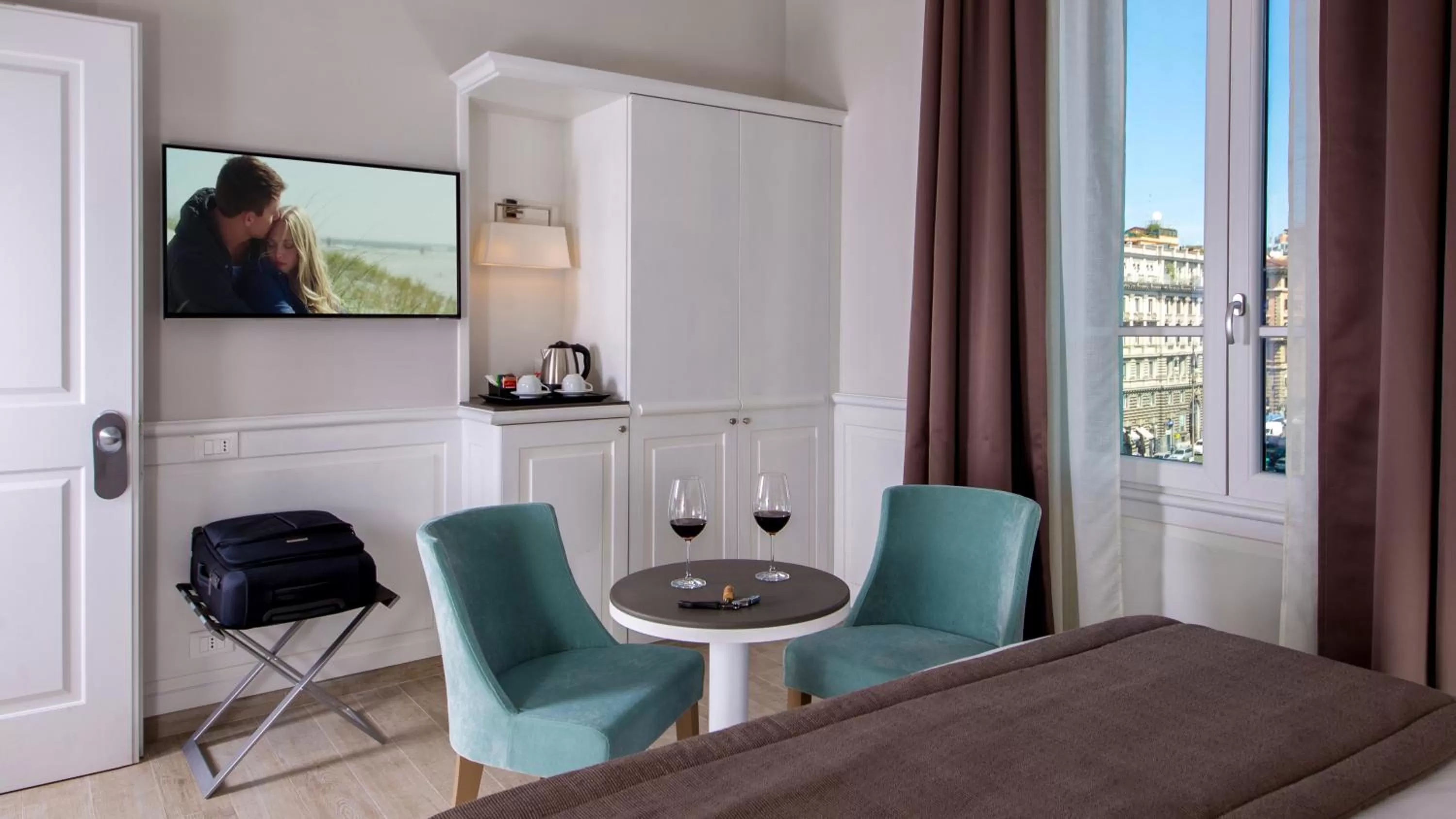 TV and multimedia in Princeps Boutique Hotel