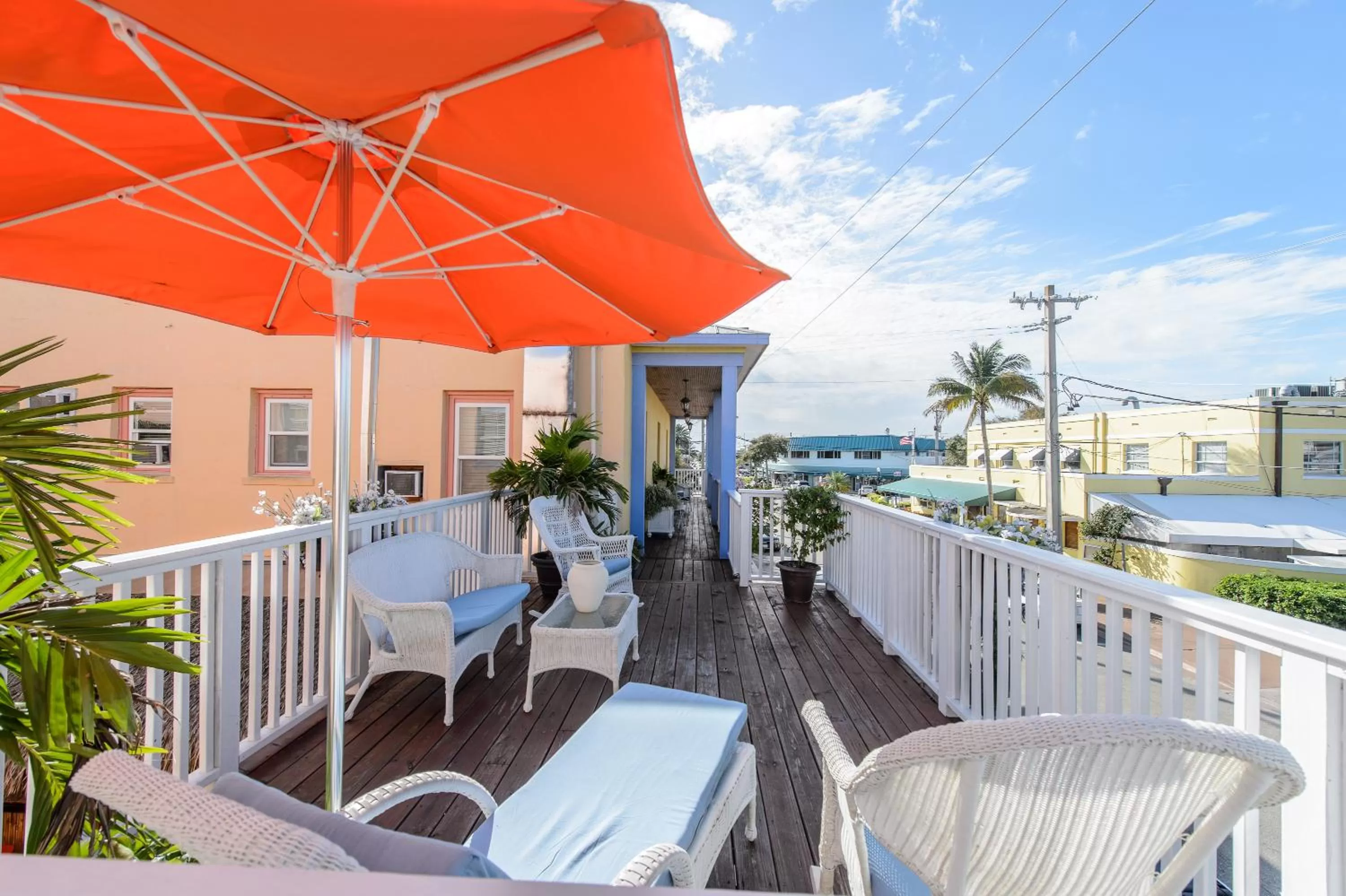 Property building in Old Colorado Inn