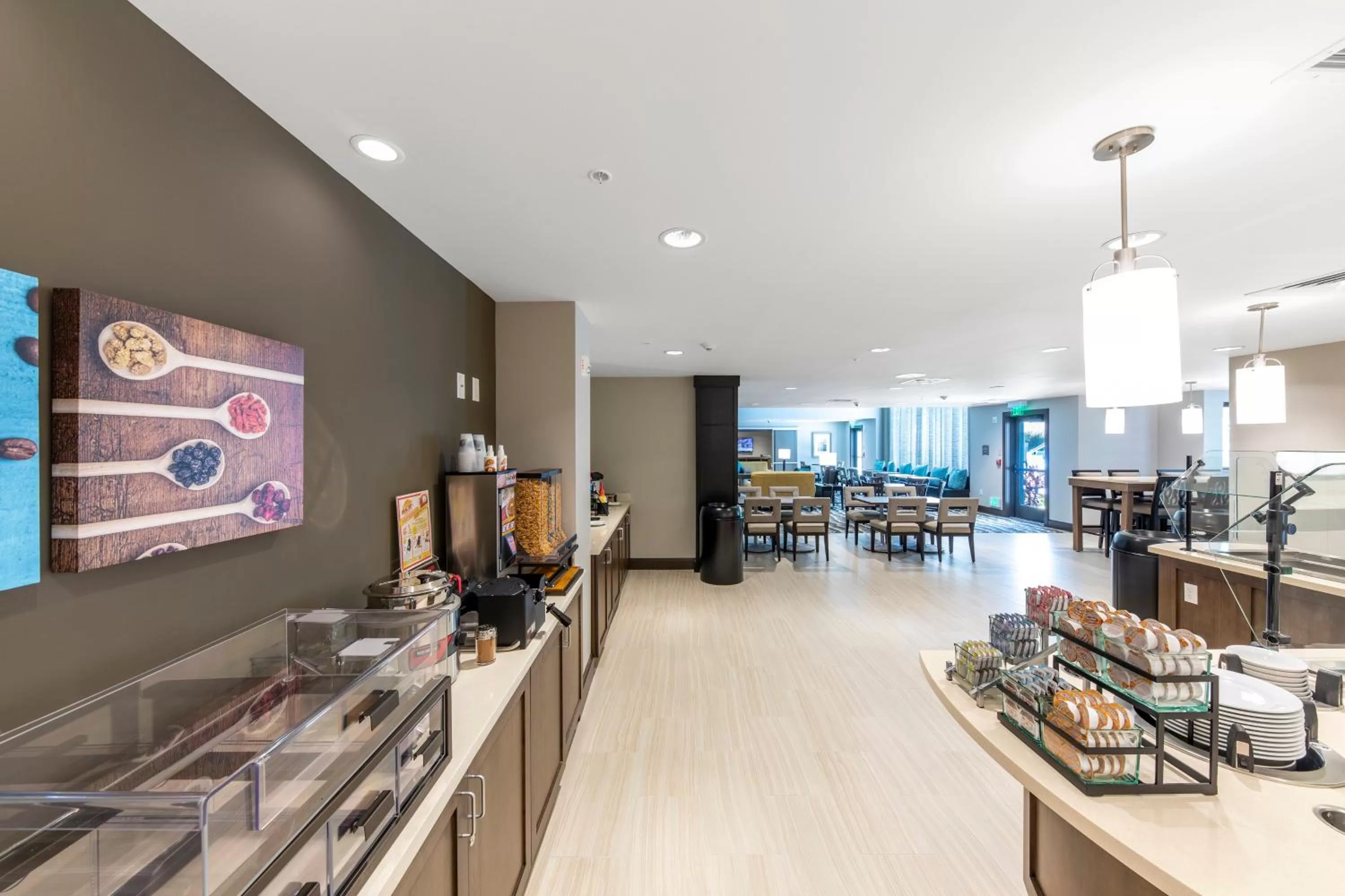 Restaurant/places to eat in Staybridge Suites - Naples - Marco Island by IHG