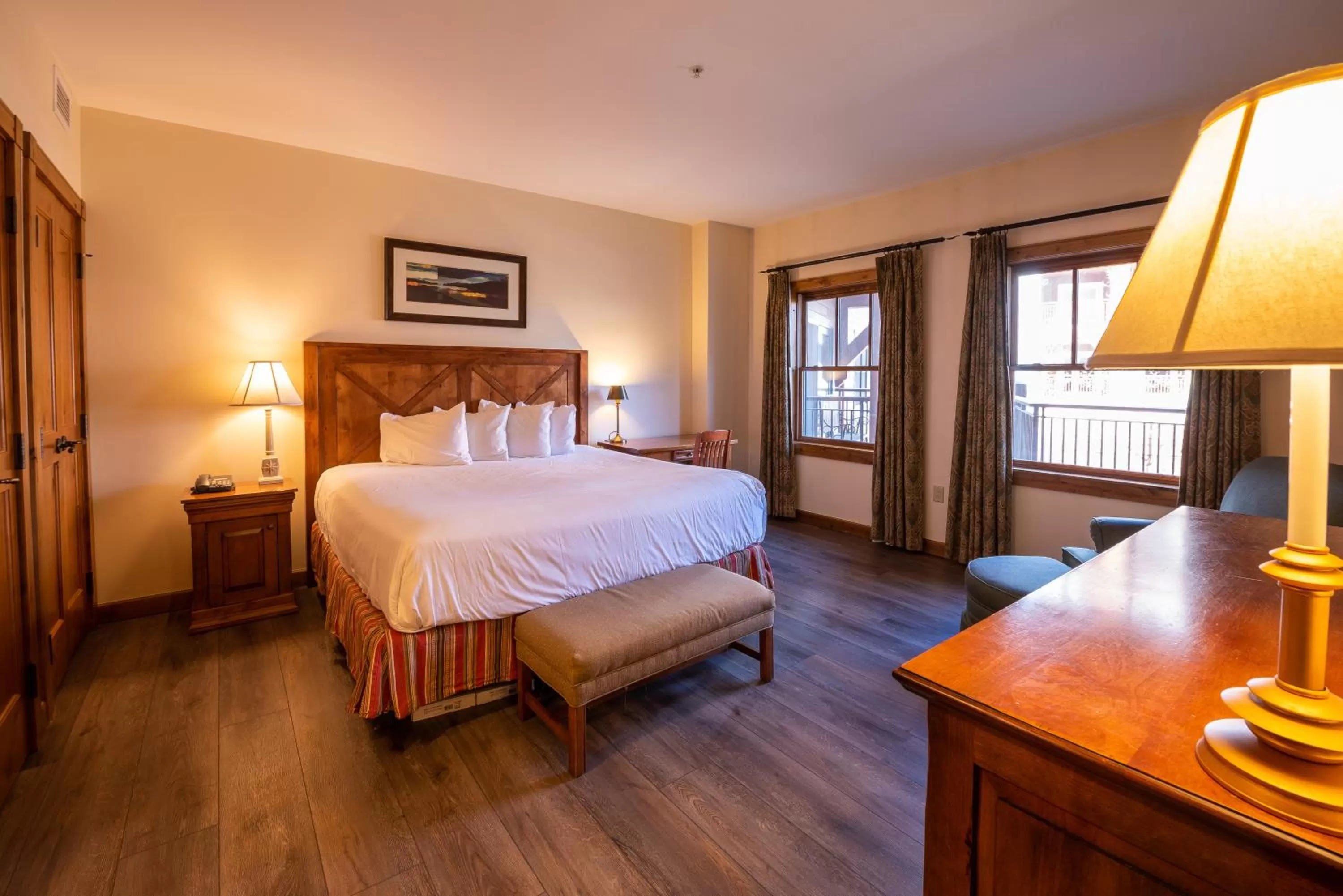 Bed in The Lodge at Mountaineer Square, A Vail Resorts Property