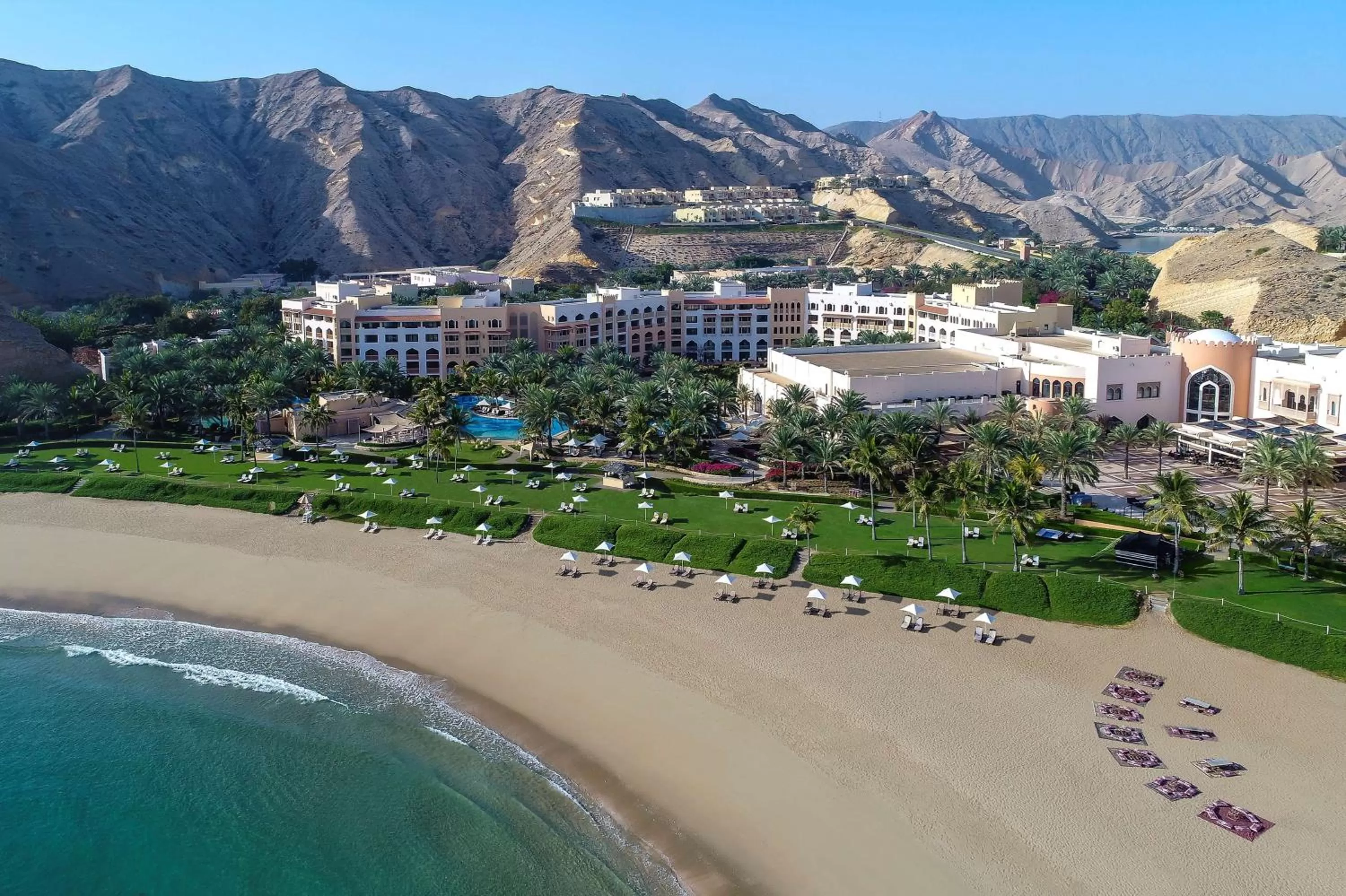 Property building in Shangri-La Barr Al Jissah, Muscat