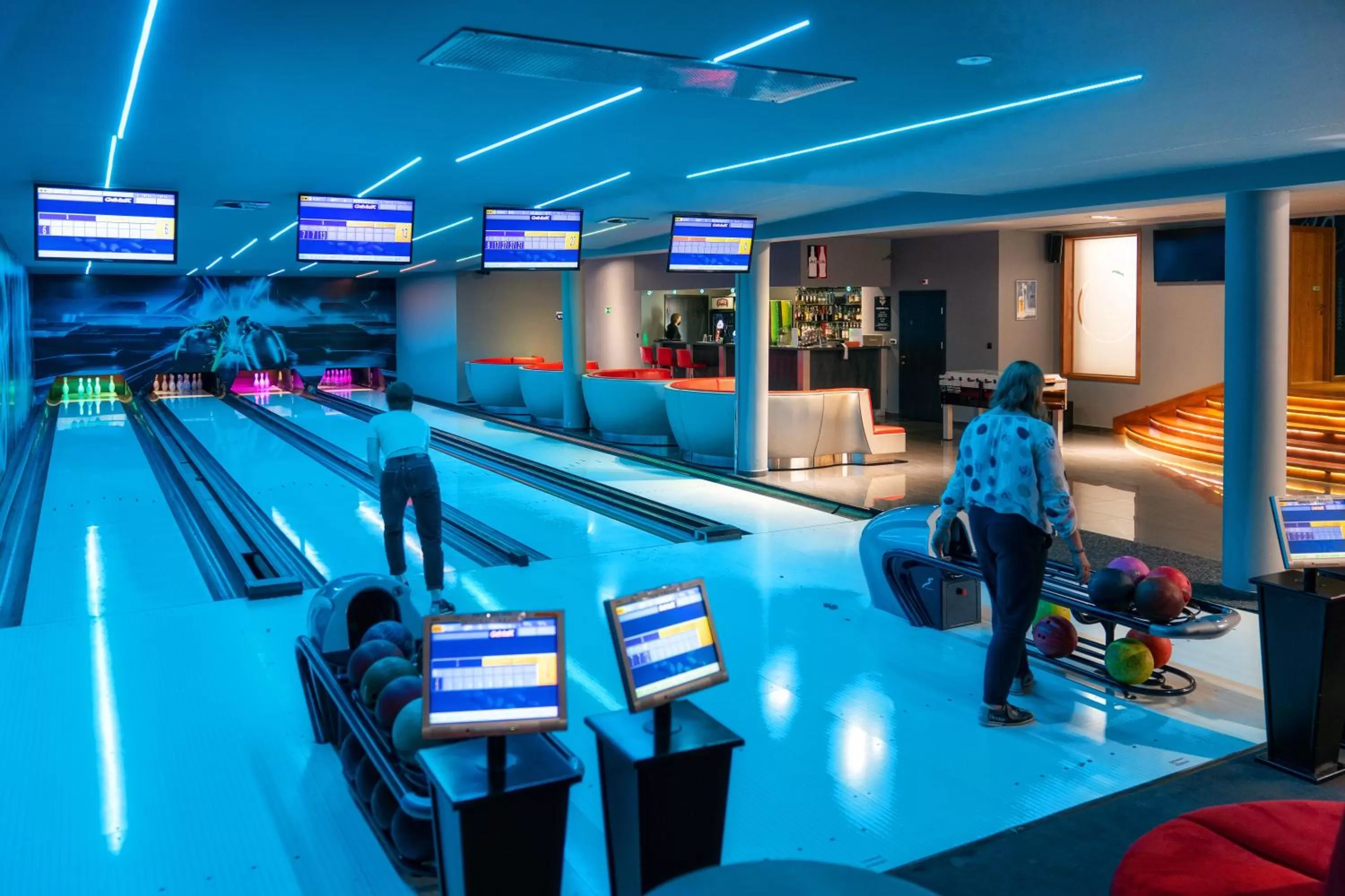 Evening entertainment in Hotel Kiston