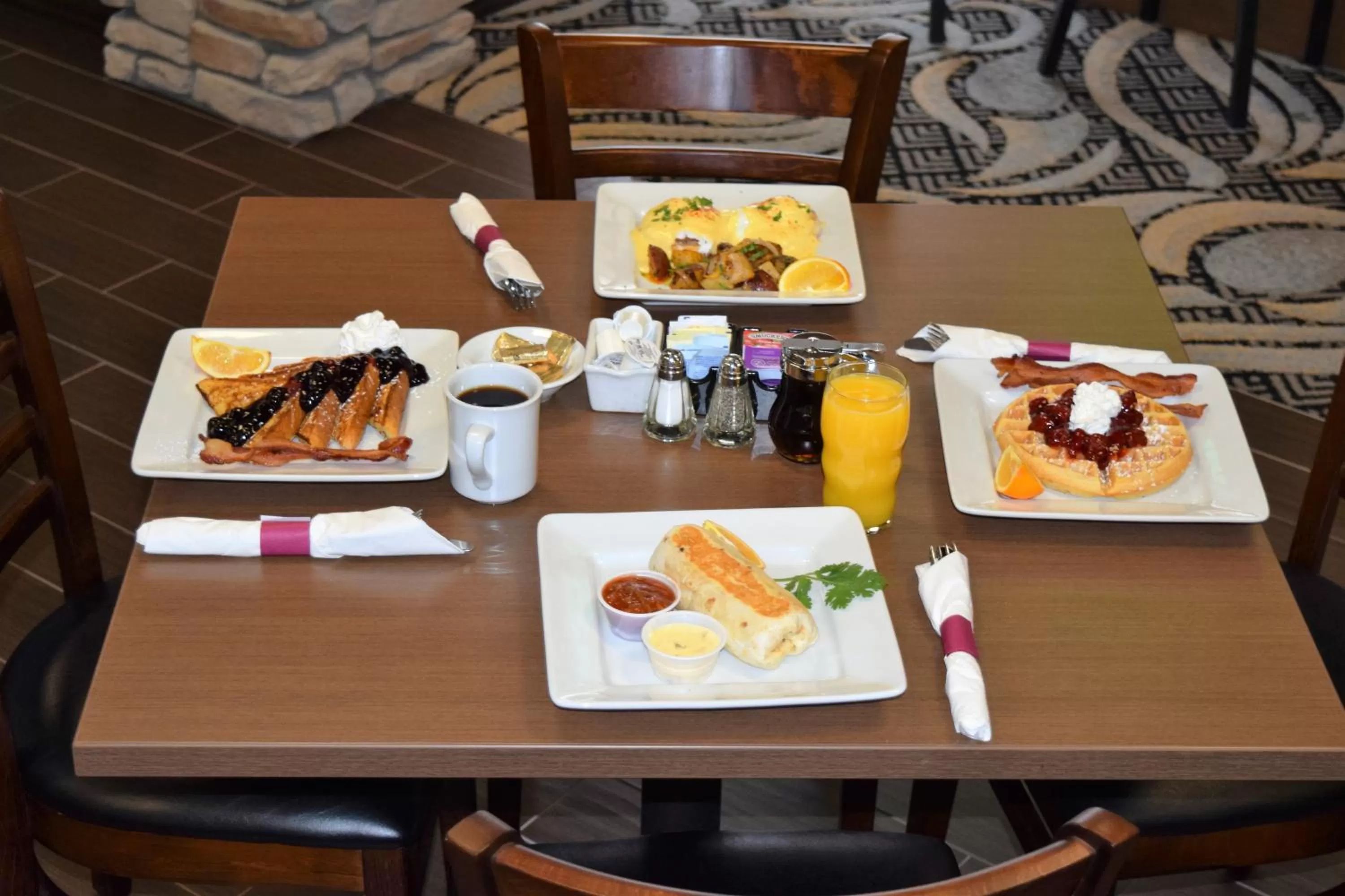 American breakfast in Wyndham Garden Madison Fitchburg