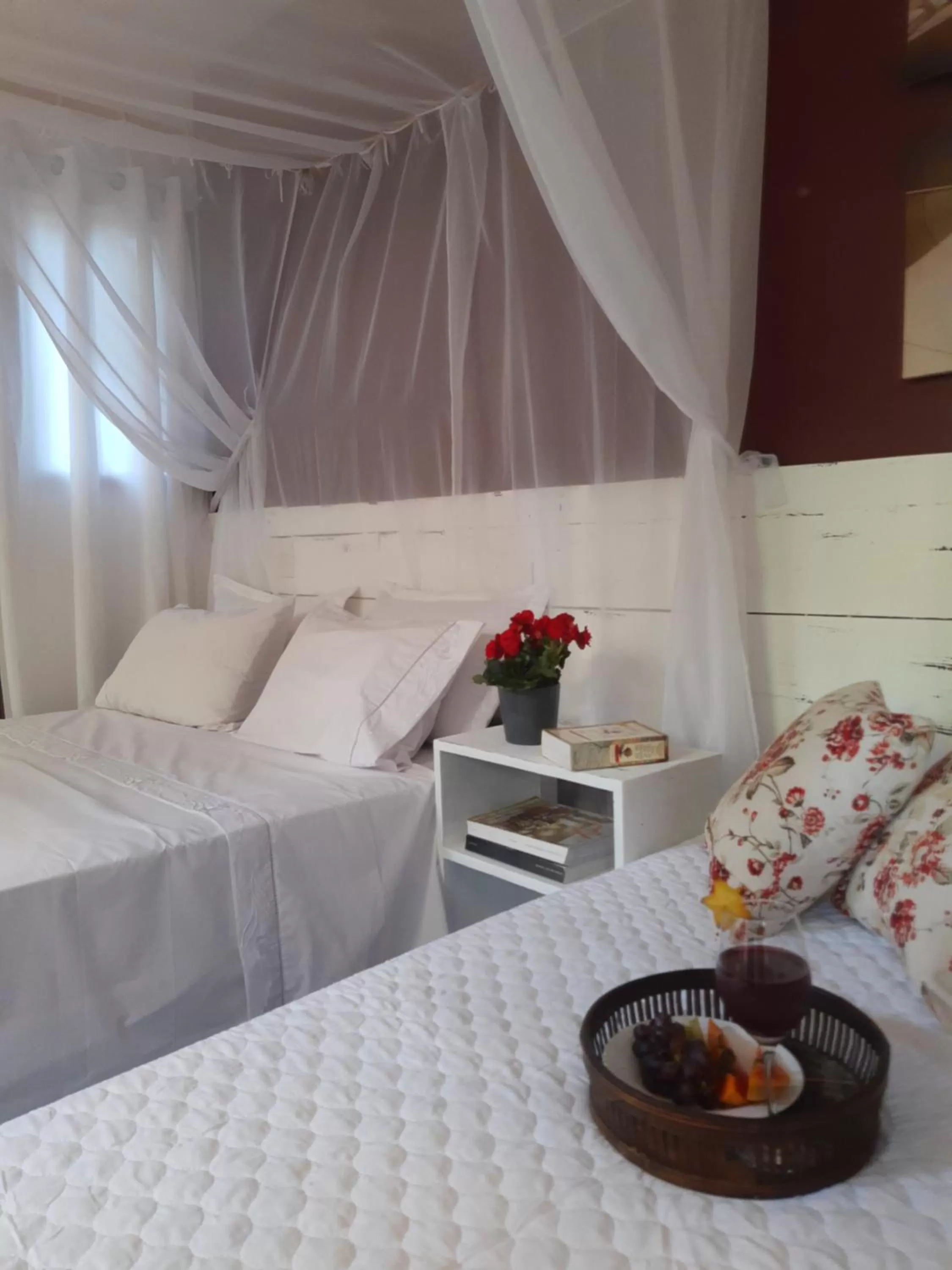 Bed in Magias de Paraty Ecopousada