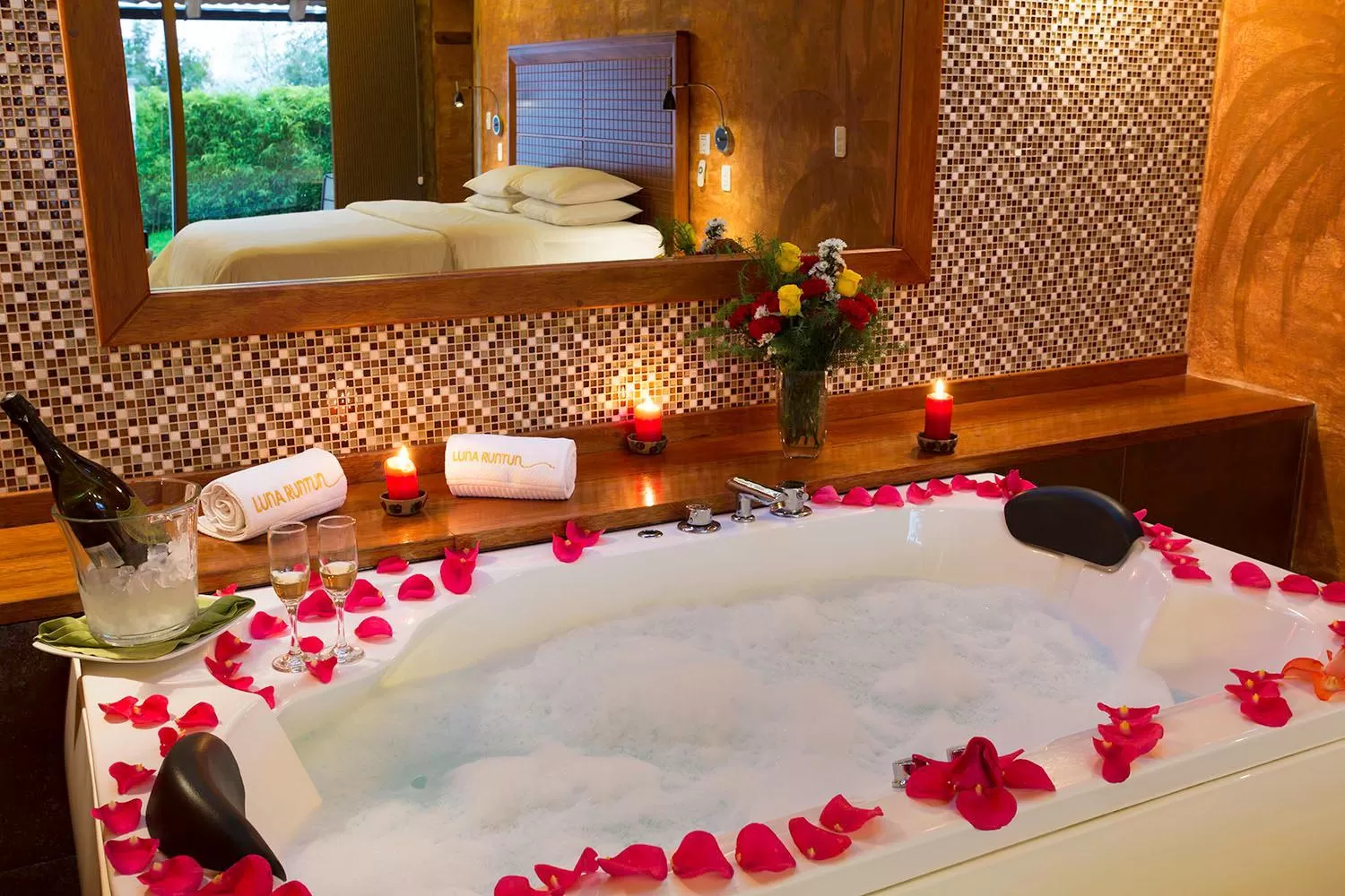 Bedroom, Spa/Wellness in Luna Volcán, Adventure SPA